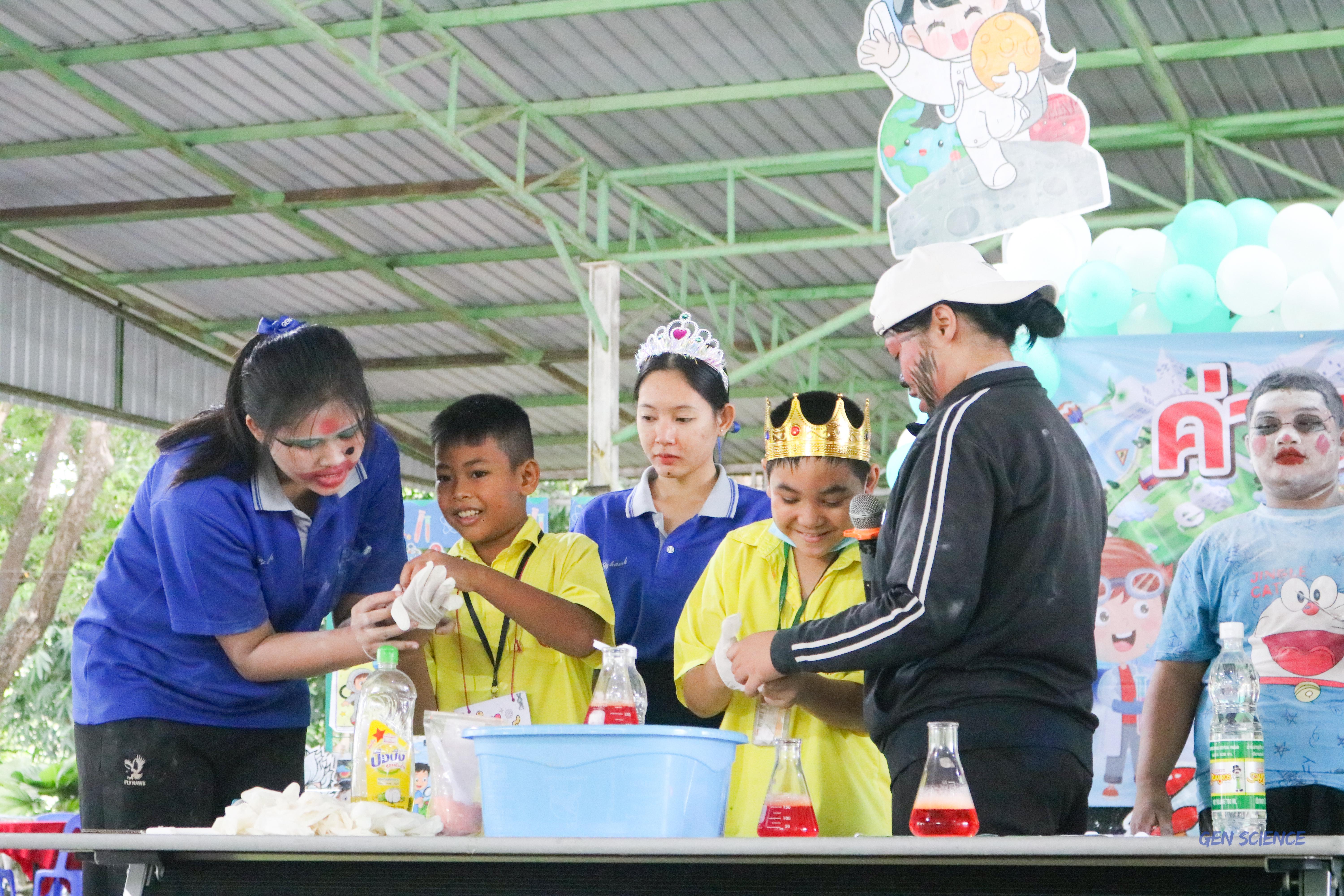95. วันที่ 26-28 สิงหาคม 2568 โปรแกรมวิชาวิทยาศาสตร์ทั่วไปได้จัดค่ายวิทยาศาสตร์ณโรงเรียนศรีวรลักษณ์อำเภอโปรแกรมวิชาวิทยาศาสตร์ทั่วไปได้จัดค่ายวิทยาศาสตร์ ณ โรงเรียนศรีวรลักษณ์ อำเภอ  ขาณุวรลักษบุรี จังหวัดกำแพงเพชร