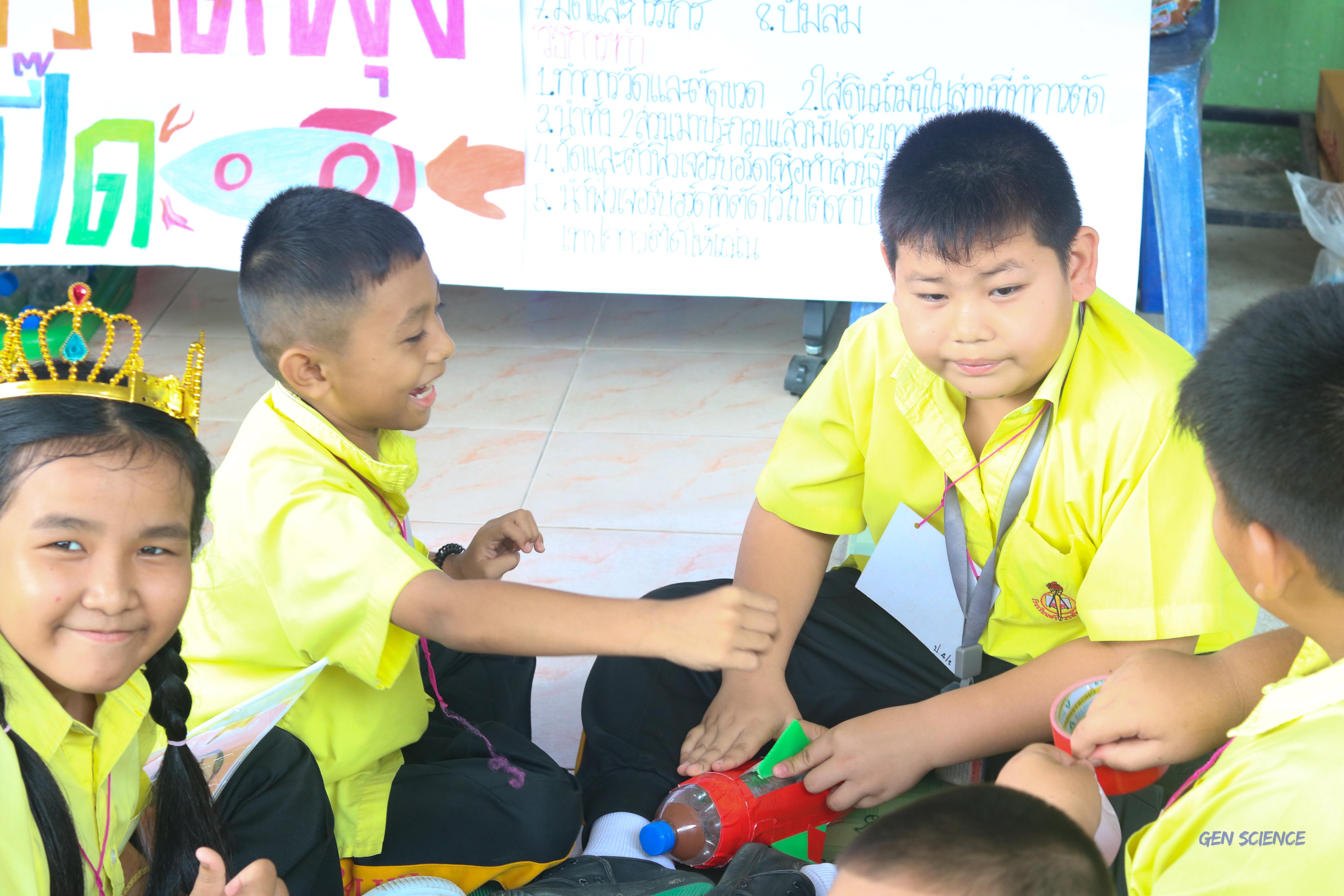 113. วันที่ 26-28 สิงหาคม 2568 โปรแกรมวิชาวิทยาศาสตร์ทั่วไปได้จัดค่ายวิทยาศาสตร์ณโรงเรียนศรีวรลักษณ์อำเภอโปรแกรมวิชาวิทยาศาสตร์ทั่วไปได้จัดค่ายวิทยาศาสตร์ ณ โรงเรียนศรีวรลักษณ์ อำเภอ  ขาณุวรลักษบุรี จังหวัดกำแพงเพชร