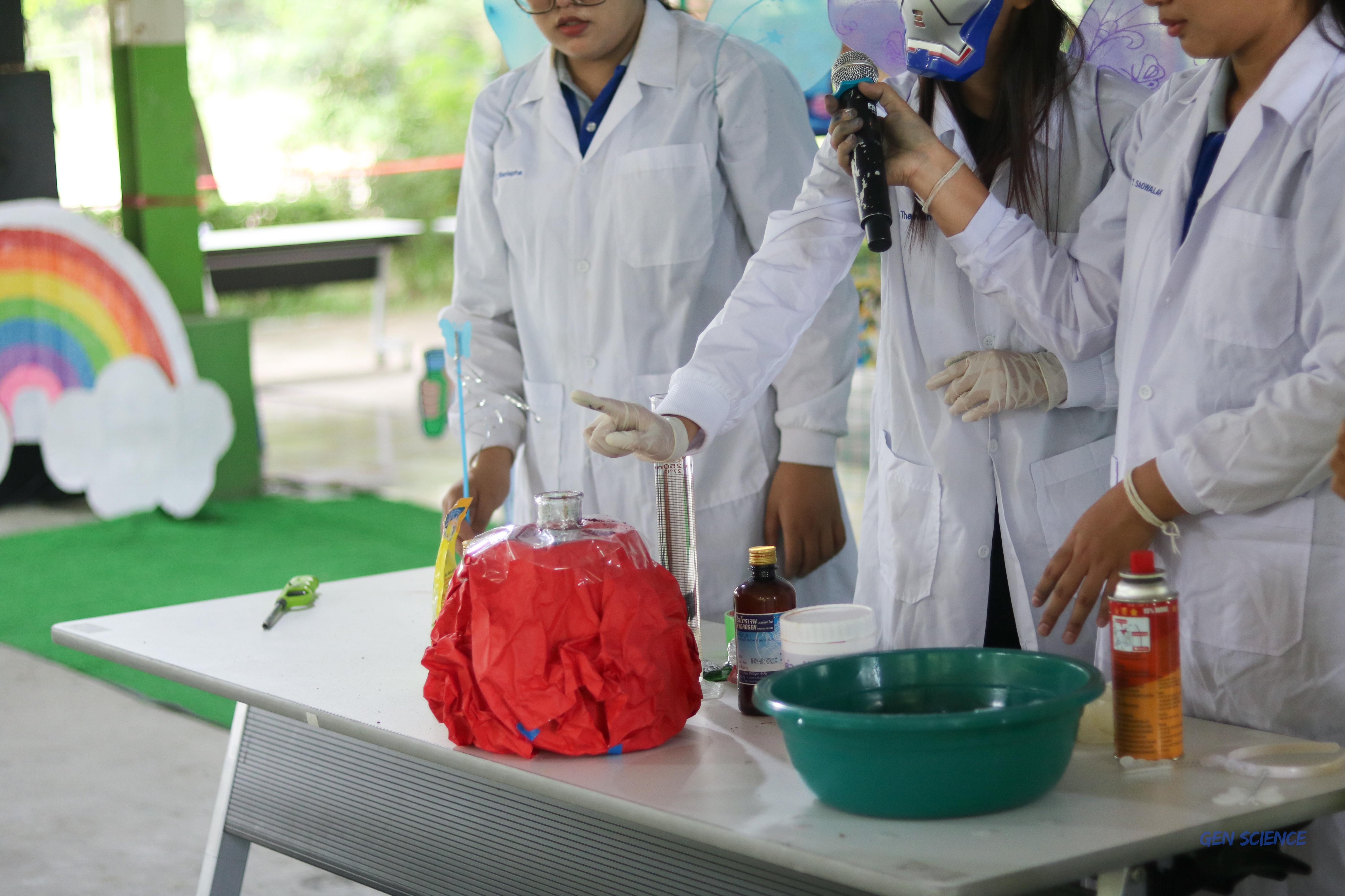 136. วันที่ 26-28 สิงหาคม 2568 โปรแกรมวิชาวิทยาศาสตร์ทั่วไปได้จัดค่ายวิทยาศาสตร์ณโรงเรียนศรีวรลักษณ์อำเภอโปรแกรมวิชาวิทยาศาสตร์ทั่วไปได้จัดค่ายวิทยาศาสตร์ ณ โรงเรียนศรีวรลักษณ์ อำเภอ  ขาณุวรลักษบุรี จังหวัดกำแพงเพชร