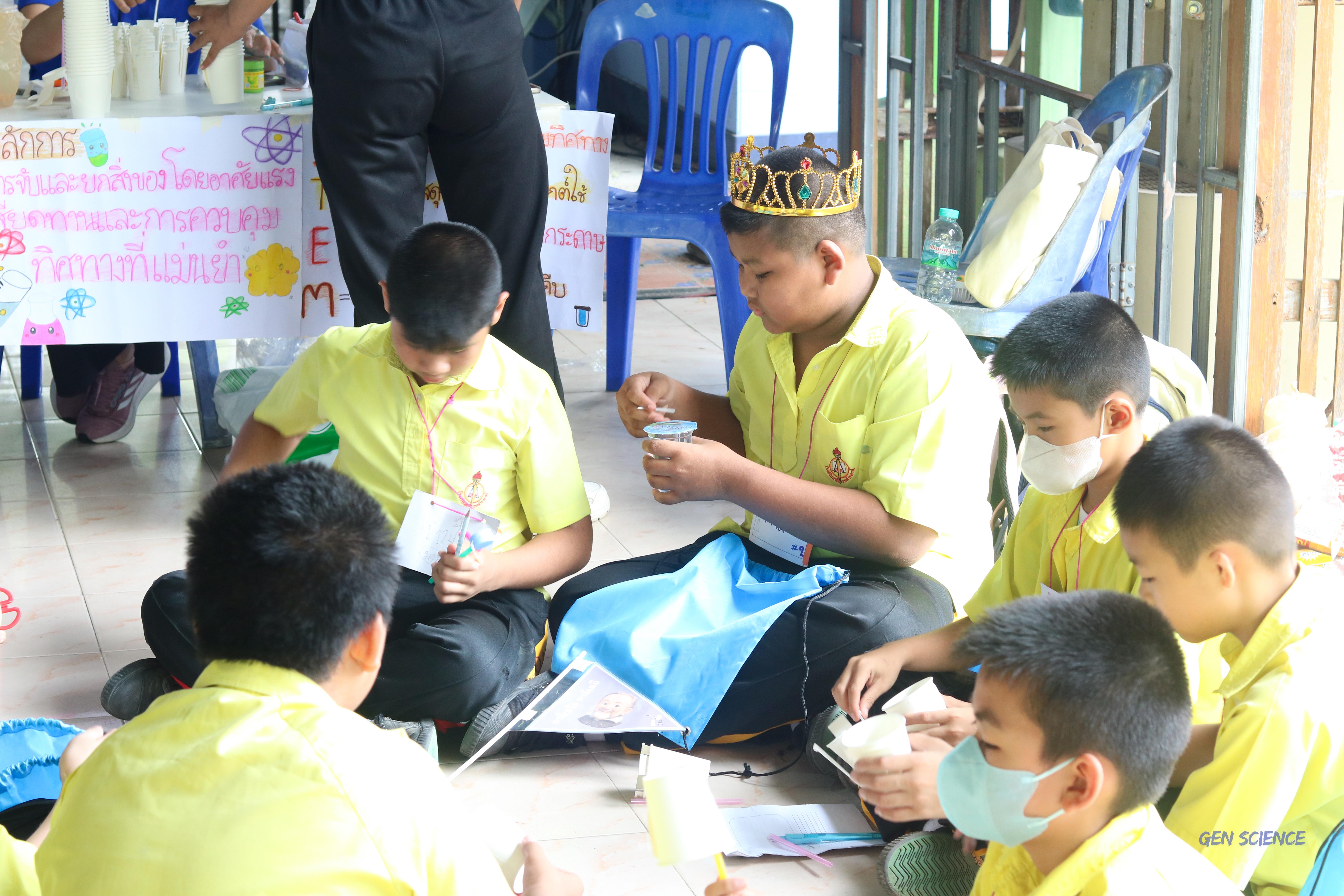 147. วันที่ 26-28 สิงหาคม 2568 โปรแกรมวิชาวิทยาศาสตร์ทั่วไปได้จัดค่ายวิทยาศาสตร์ณโรงเรียนศรีวรลักษณ์อำเภอโปรแกรมวิชาวิทยาศาสตร์ทั่วไปได้จัดค่ายวิทยาศาสตร์ ณ โรงเรียนศรีวรลักษณ์ อำเภอ  ขาณุวรลักษบุรี จังหวัดกำแพงเพชร
