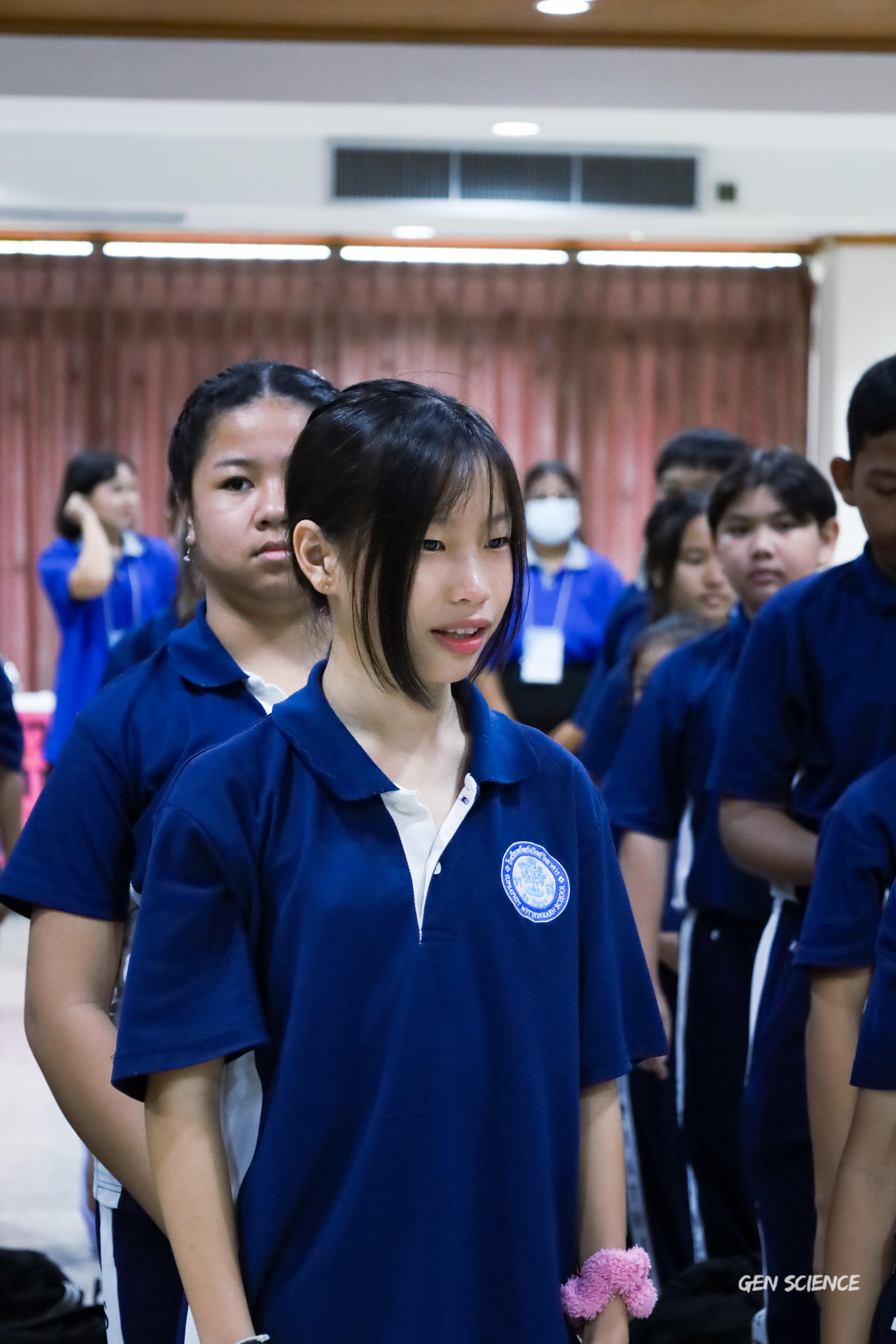 93. วันที่ 27 กันยายน 2568 ผศ.ดร.ปราณี เลิศแก้ว ดร.ธิดารัตน์ พรหมมา และนักศึกษาโปรแกรมวิชาวิทยาศาสตร์ทั่วไป คณะครุศาสตร์ จัดกิจกรรมค่าย STEM ให้กับโรงเรียนทรัพย์สถิตย์วิทยาคาร ณ หอประชุมทีปังกรรัศมีโชติ
