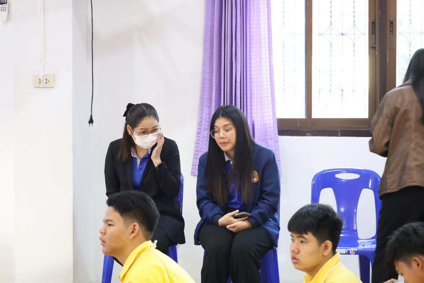 8. วันที่ 15 มกราคม 2569 นำโดยผศ.ดร.ไตรรงค์ เปลี่ยนแสง ผศ.ดร.ปราณี เลิศแก้ว  ดร.ธิดารัตน์  พรหมมา  และนักศึกษาโปรแกรมวิชาวิทยาศาสตร์ทั่วไป ได้จัดค่ายวิชาการให้กับนักเรียนชั้นมัธยมศึกษาปีที่ 3 โรงเรียนเทศบาลบ้านปากทาง จ.พิจิตร