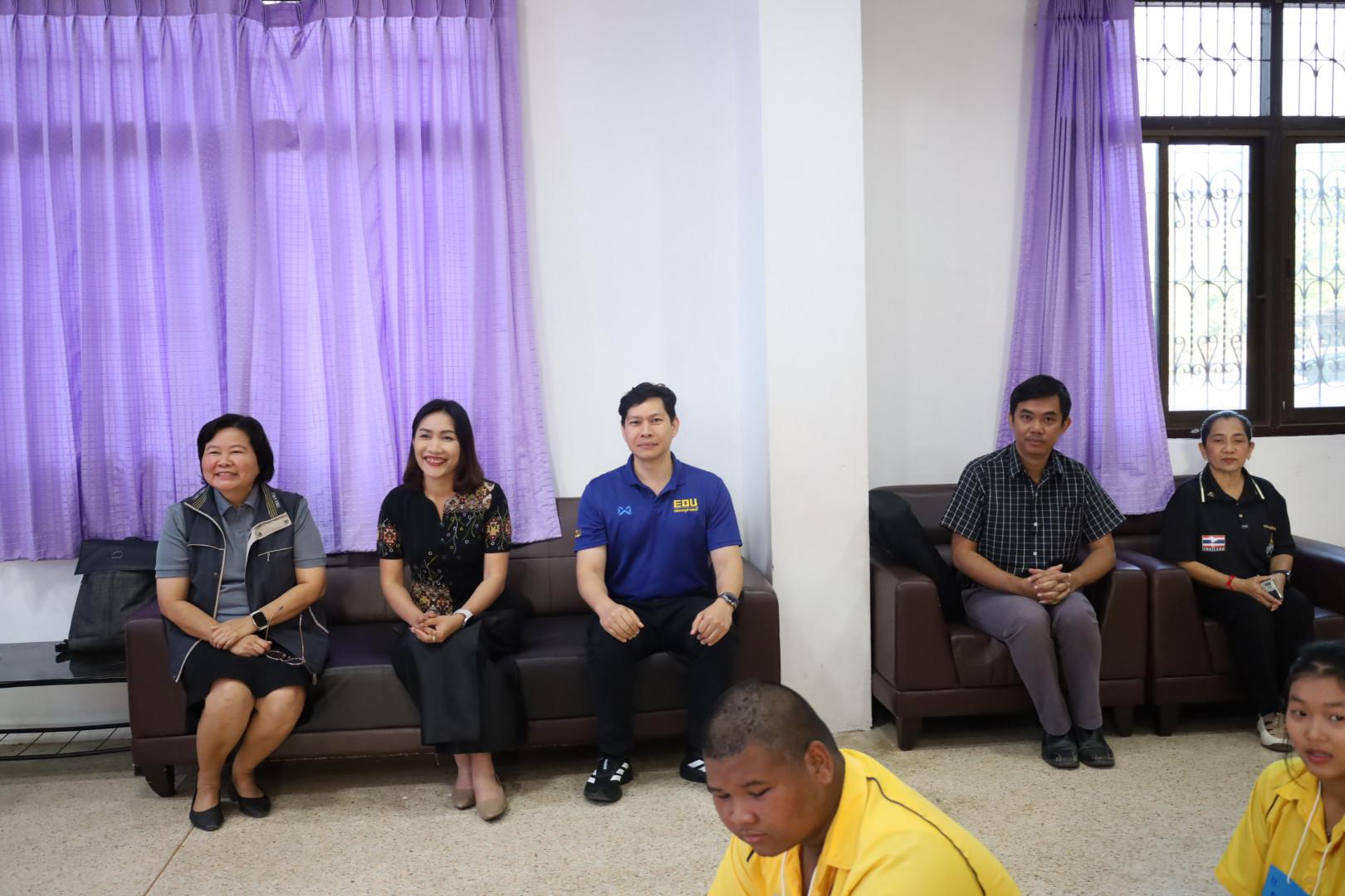 14. วันที่ 15 มกราคม 2569 นำโดยผศ.ดร.ไตรรงค์ เปลี่ยนแสง ผศ.ดร.ปราณี เลิศแก้ว  ดร.ธิดารัตน์  พรหมมา  และนักศึกษาโปรแกรมวิชาวิทยาศาสตร์ทั่วไป ได้จัดค่ายวิชาการให้กับนักเรียนชั้นมัธยมศึกษาปีที่ 3 โรงเรียนเทศบาลบ้านปากทาง จ.พิจิตร