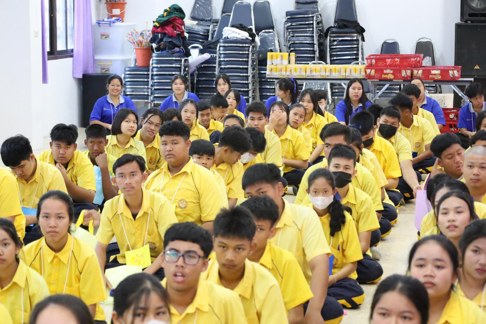 46. วันที่ 15 มกราคม 2569 นำโดยผศ.ดร.ไตรรงค์ เปลี่ยนแสง ผศ.ดร.ปราณี เลิศแก้ว  ดร.ธิดารัตน์  พรหมมา  และนักศึกษาโปรแกรมวิชาวิทยาศาสตร์ทั่วไป ได้จัดค่ายวิชาการให้กับนักเรียนชั้นมัธยมศึกษาปีที่ 3 โรงเรียนเทศบาลบ้านปากทาง จ.พิจิตร