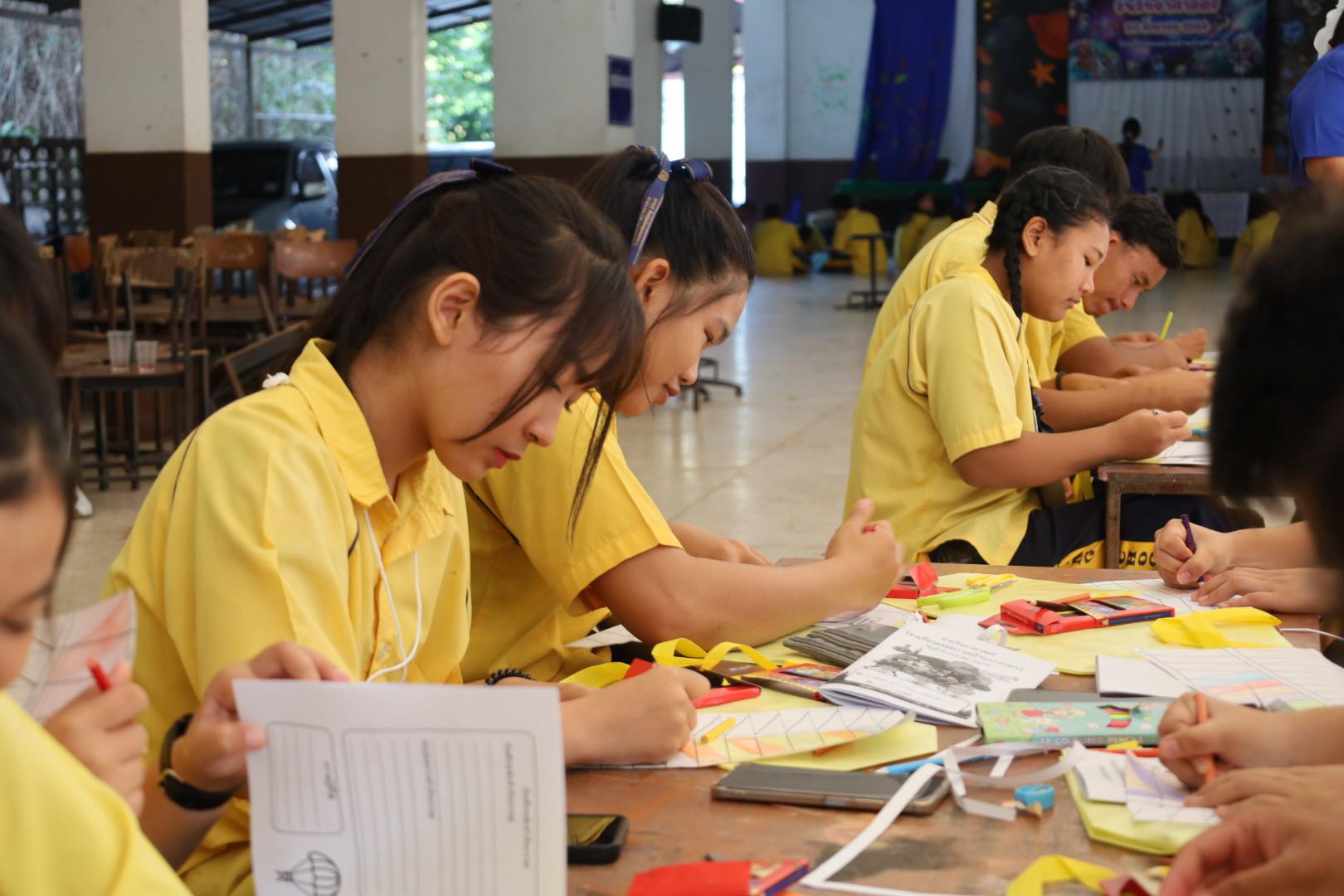 102. วันที่ 15 มกราคม 2569 นำโดยผศ.ดร.ไตรรงค์ เปลี่ยนแสง ผศ.ดร.ปราณี เลิศแก้ว  ดร.ธิดารัตน์  พรหมมา  และนักศึกษาโปรแกรมวิชาวิทยาศาสตร์ทั่วไป ได้จัดค่ายวิชาการให้กับนักเรียนชั้นมัธยมศึกษาปีที่ 3 โรงเรียนเทศบาลบ้านปากทาง จ.พิจิตร