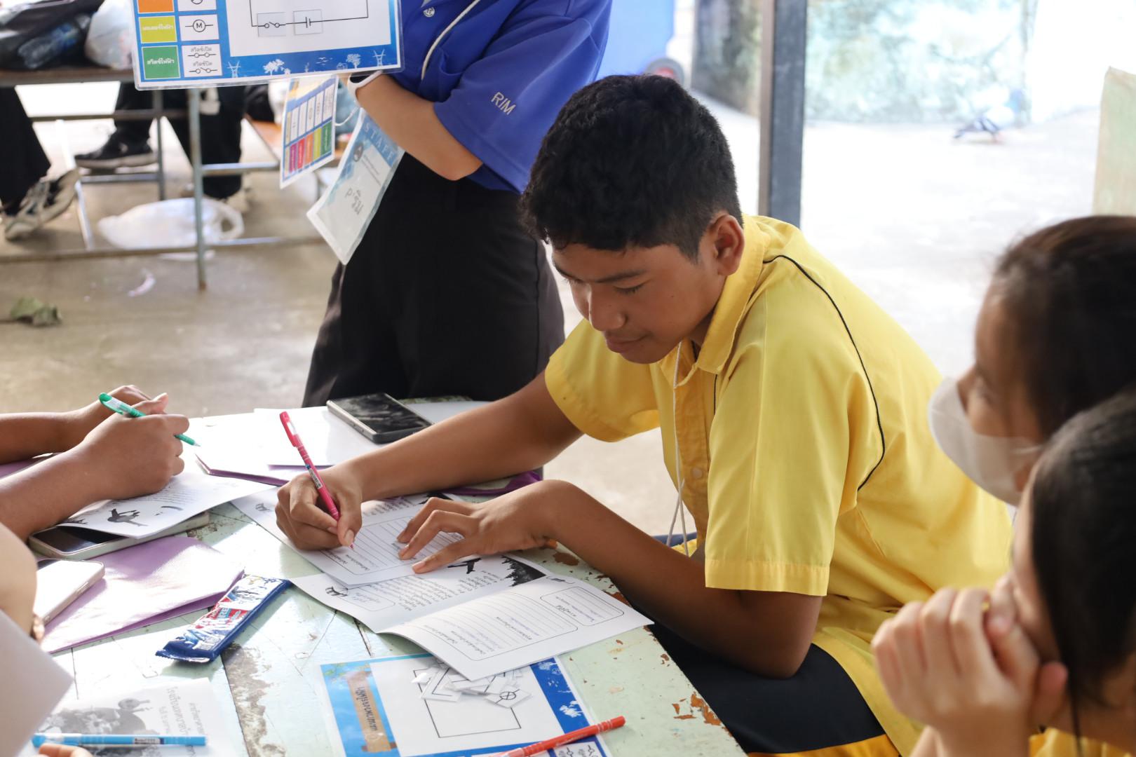 118. วันที่ 15 มกราคม 2569 นำโดยผศ.ดร.ไตรรงค์ เปลี่ยนแสง ผศ.ดร.ปราณี เลิศแก้ว  ดร.ธิดารัตน์  พรหมมา  และนักศึกษาโปรแกรมวิชาวิทยาศาสตร์ทั่วไป ได้จัดค่ายวิชาการให้กับนักเรียนชั้นมัธยมศึกษาปีที่ 3 โรงเรียนเทศบาลบ้านปากทาง จ.พิจิตร