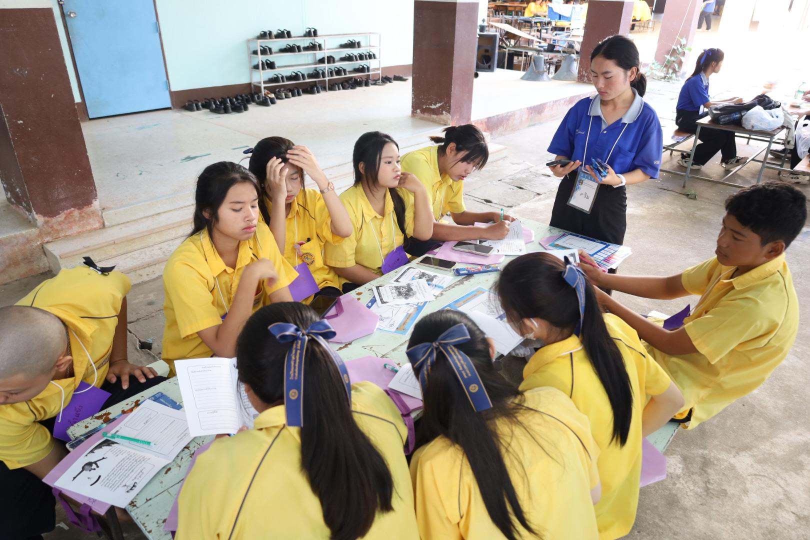 127. วันที่ 15 มกราคม 2569 นำโดยผศ.ดร.ไตรรงค์ เปลี่ยนแสง ผศ.ดร.ปราณี เลิศแก้ว  ดร.ธิดารัตน์  พรหมมา  และนักศึกษาโปรแกรมวิชาวิทยาศาสตร์ทั่วไป ได้จัดค่ายวิชาการให้กับนักเรียนชั้นมัธยมศึกษาปีที่ 3 โรงเรียนเทศบาลบ้านปากทาง จ.พิจิตร