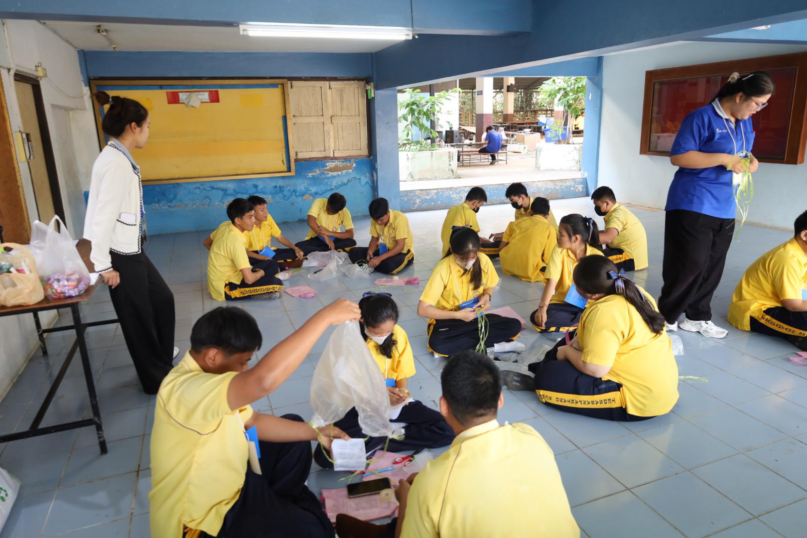 144. วันที่ 15 มกราคม 2569 นำโดยผศ.ดร.ไตรรงค์ เปลี่ยนแสง ผศ.ดร.ปราณี เลิศแก้ว  ดร.ธิดารัตน์  พรหมมา  และนักศึกษาโปรแกรมวิชาวิทยาศาสตร์ทั่วไป ได้จัดค่ายวิชาการให้กับนักเรียนชั้นมัธยมศึกษาปีที่ 3 โรงเรียนเทศบาลบ้านปากทาง จ.พิจิตร