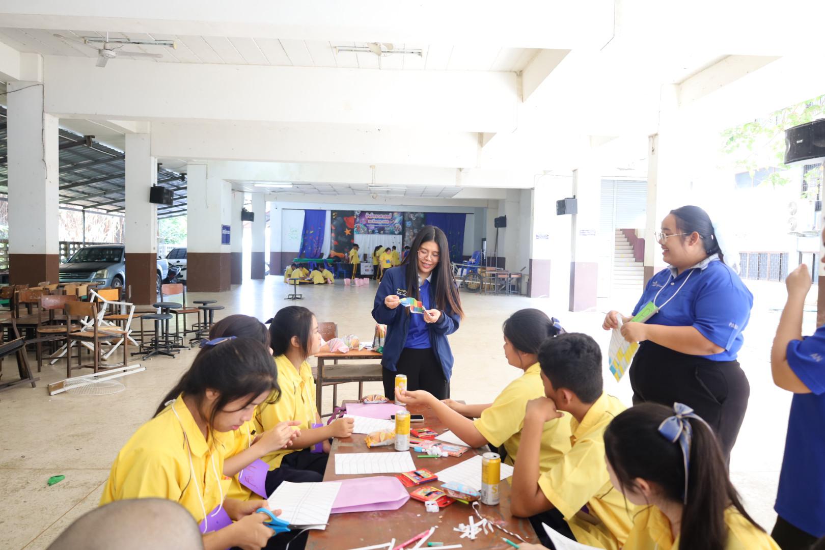 158. วันที่ 15 มกราคม 2569 นำโดยผศ.ดร.ไตรรงค์ เปลี่ยนแสง ผศ.ดร.ปราณี เลิศแก้ว  ดร.ธิดารัตน์  พรหมมา  และนักศึกษาโปรแกรมวิชาวิทยาศาสตร์ทั่วไป ได้จัดค่ายวิชาการให้กับนักเรียนชั้นมัธยมศึกษาปีที่ 3 โรงเรียนเทศบาลบ้านปากทาง จ.พิจิตร