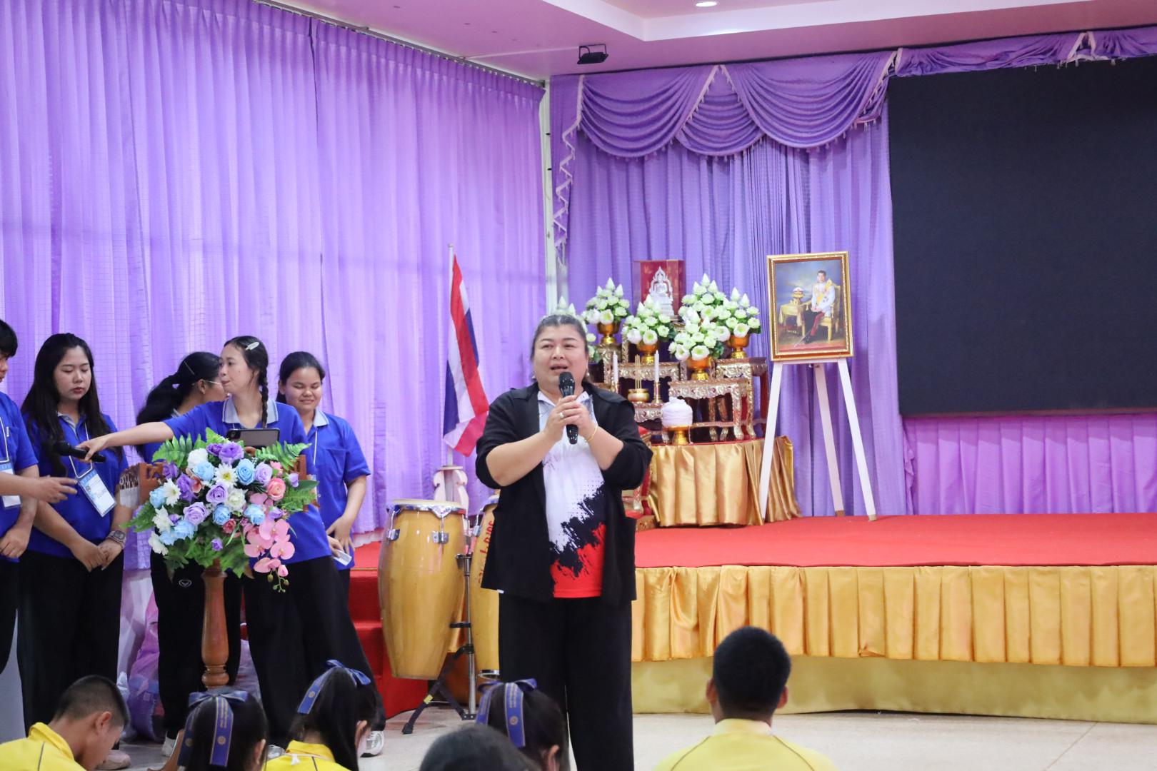 249. วันที่ 15 มกราคม 2569 นำโดยผศ.ดร.ไตรรงค์ เปลี่ยนแสง ผศ.ดร.ปราณี เลิศแก้ว  ดร.ธิดารัตน์  พรหมมา  และนักศึกษาโปรแกรมวิชาวิทยาศาสตร์ทั่วไป ได้จัดค่ายวิชาการให้กับนักเรียนชั้นมัธยมศึกษาปีที่ 3 โรงเรียนเทศบาลบ้านปากทาง จ.พิจิตร