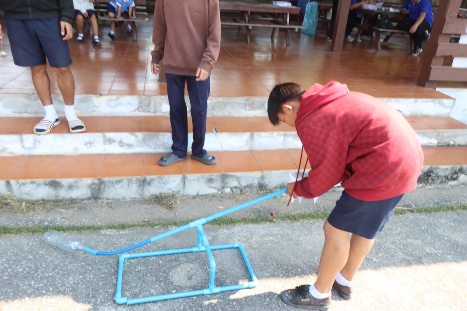 545. วันที่ 27 มกราคม 2569 โปรแกรมวิชาวิทยาศาสตร์ทั่วไป ได้จัดค่ายสเต็มศึกษาให้กับนักเรียนชั้นประถมศึกษาปีที่1-6 ณ โรงเรียนอนุบาลคลองขลุง จ.กำแพงเพชร