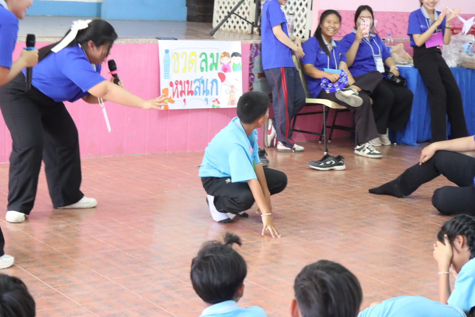 549. วันที่ 27 มกราคม 2569 โปรแกรมวิชาวิทยาศาสตร์ทั่วไป ได้จัดค่ายสเต็มศึกษาให้กับนักเรียนชั้นประถมศึกษาปีที่1-6 ณ โรงเรียนอนุบาลคลองขลุง จ.กำแพงเพชร