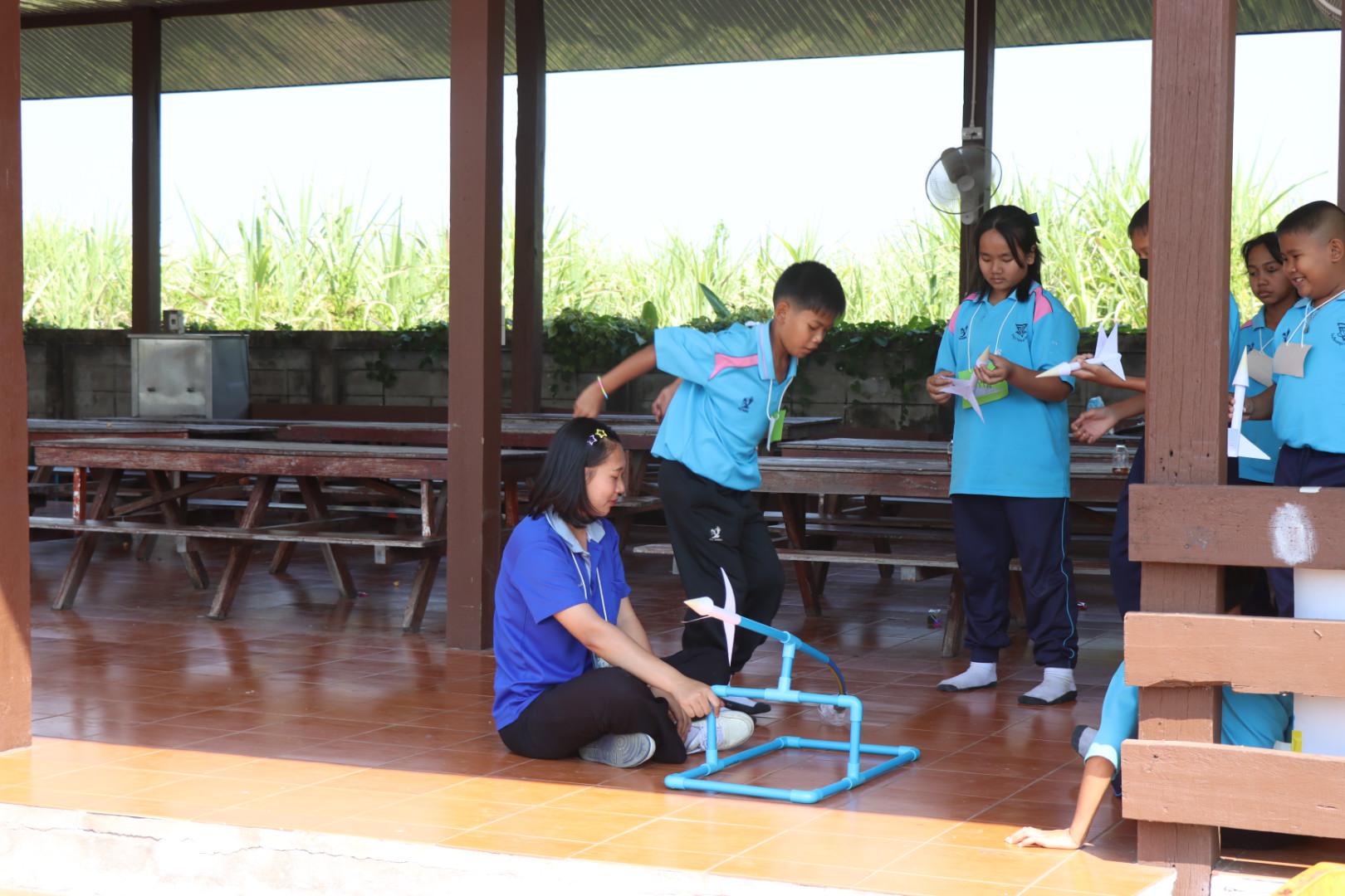 632. วันที่ 27 มกราคม 2569 โปรแกรมวิชาวิทยาศาสตร์ทั่วไป ได้จัดค่ายสเต็มศึกษาให้กับนักเรียนชั้นประถมศึกษาปีที่1-6 ณ โรงเรียนอนุบาลคลองขลุง จ.กำแพงเพชร