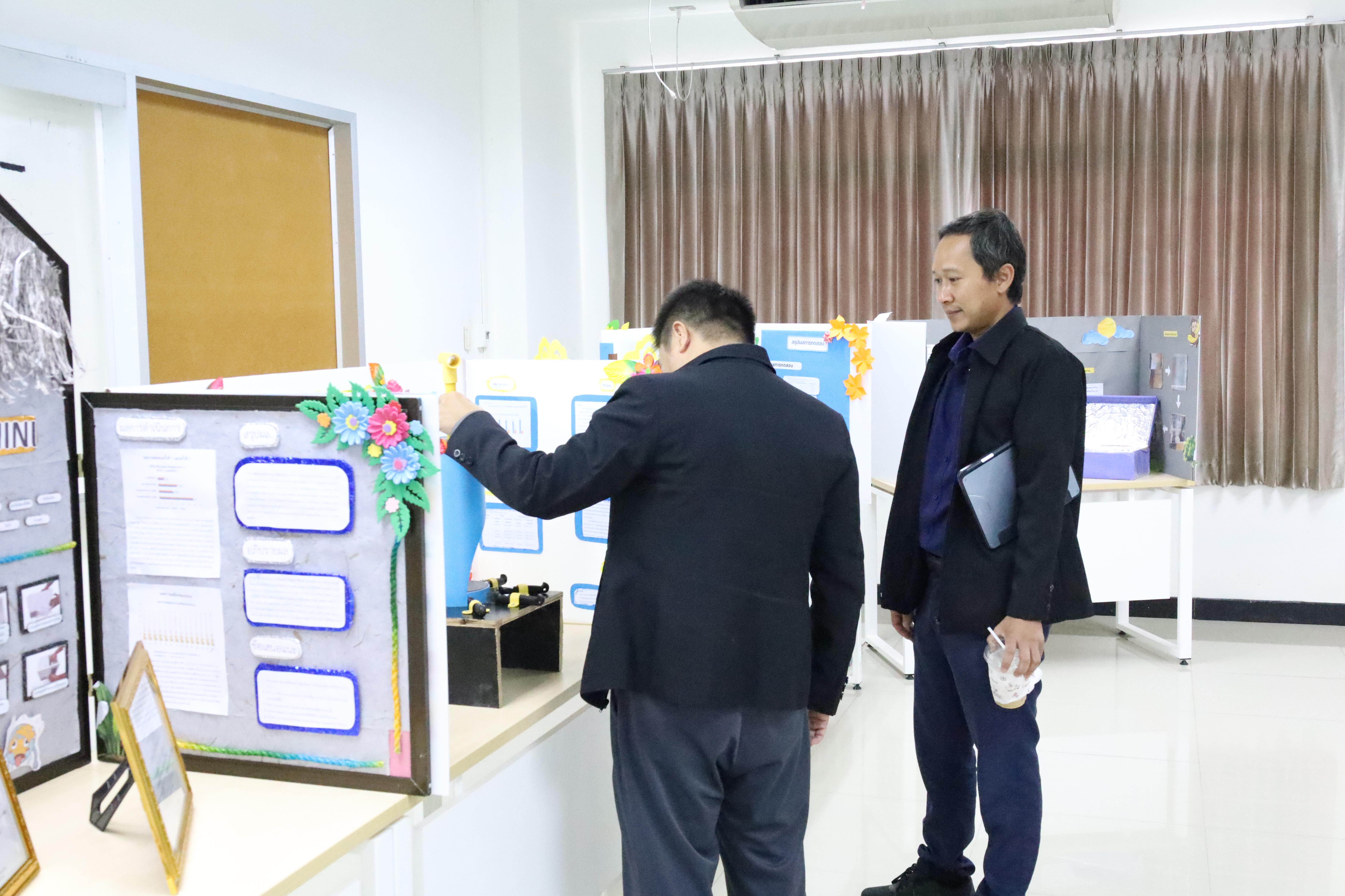 วันที่ 18 กุมภาพันธ์ 2569 โปรแกรมวิชาวิทยาศาสตร์ทั่วไป จัดสัมมนาโครงงานวิทยาศาสตร์ ประจำปี2569 ซึ่งได้รับเกียรติจาก ผศ.ดร.ประจบ ขวัญมั่น