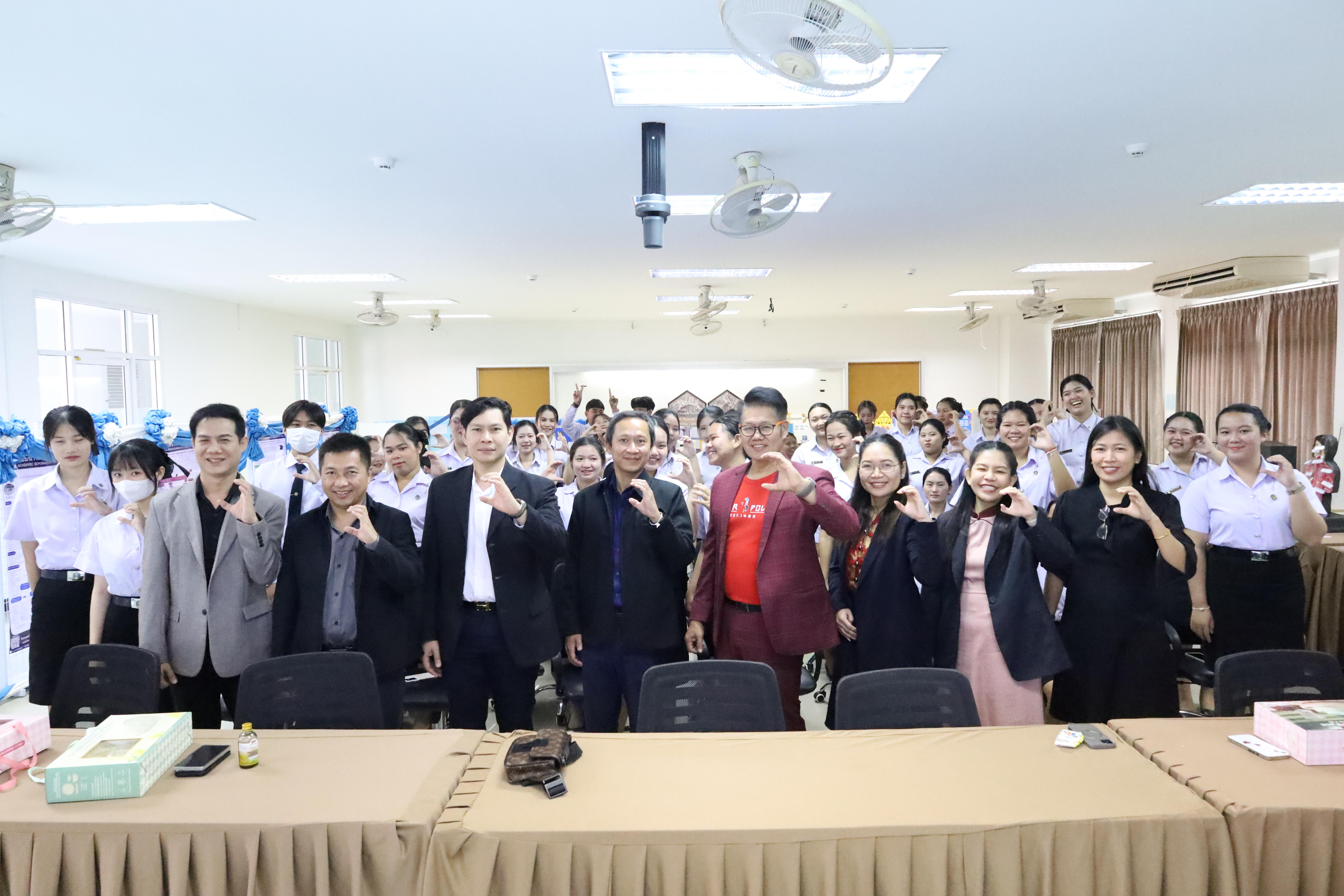 65. วันที่ 18 กุมภาพันธ์ 2569 โปรแกรมวิชาวิทยาศาสตร์ทั่วไป จัดสัมมนาโครงงานวิทยาศาสตร์ ประจำปี2569 ซึ่งได้รับเกียรติจาก ผศ.ดร.ประจบ ขวัญมั่น