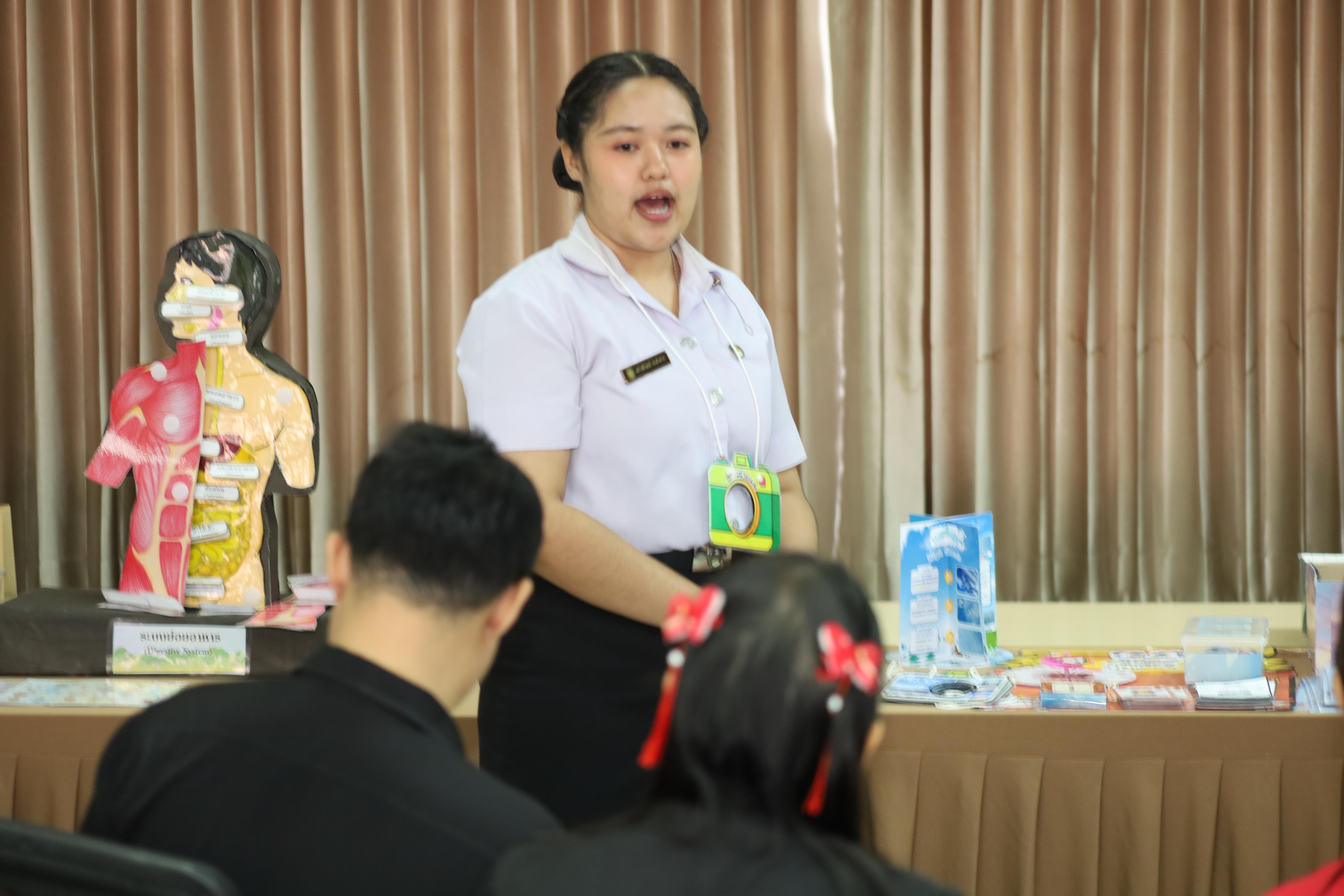 116. วันที่ 18 กุมภาพันธ์ 2569 โปรแกรมวิชาวิทยาศาสตร์ทั่วไป จัดสัมมนาโครงงานวิทยาศาสตร์ ประจำปี2569 ซึ่งได้รับเกียรติจาก ผศ.ดร.ประจบ ขวัญมั่น