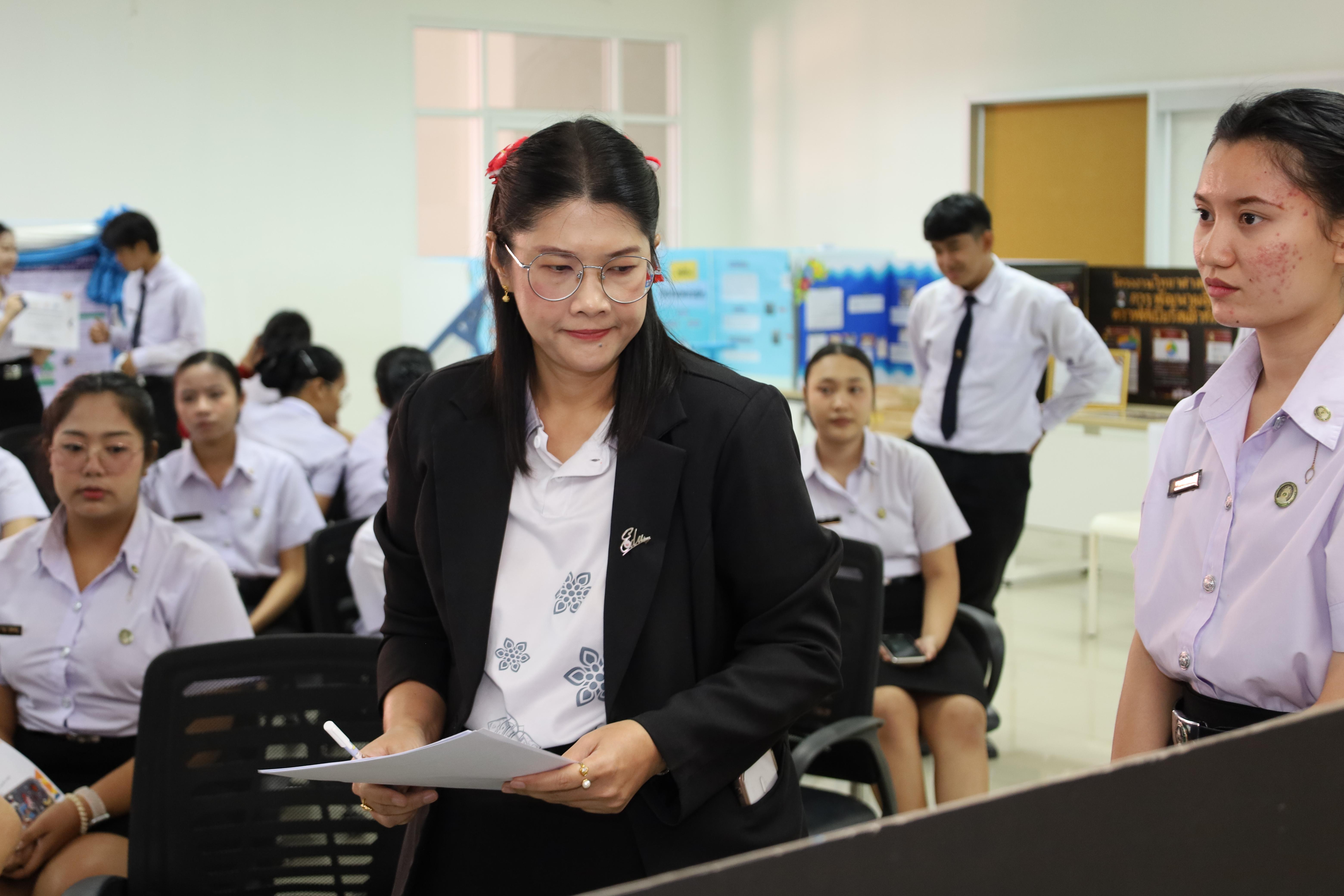 151. วันที่ 18 กุมภาพันธ์ 2569 โปรแกรมวิชาวิทยาศาสตร์ทั่วไป จัดสัมมนาโครงงานวิทยาศาสตร์ ประจำปี2569 ซึ่งได้รับเกียรติจาก ผศ.ดร.ประจบ ขวัญมั่น