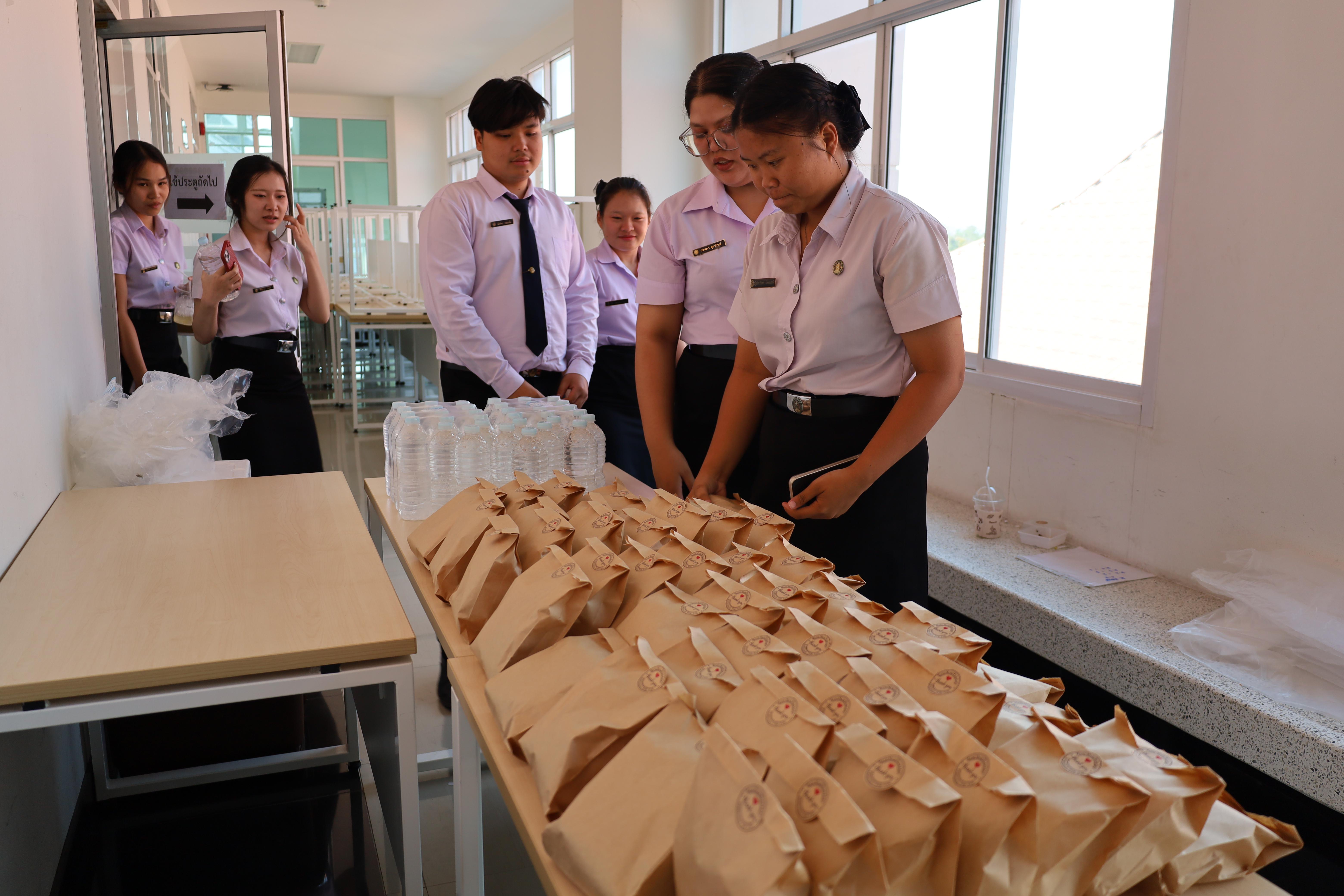 256. วันที่ 18 กุมภาพันธ์ 2569 โปรแกรมวิชาวิทยาศาสตร์ทั่วไป จัดสัมมนาโครงงานวิทยาศาสตร์ ประจำปี2569 ซึ่งได้รับเกียรติจาก ผศ.ดร.ประจบ ขวัญมั่น