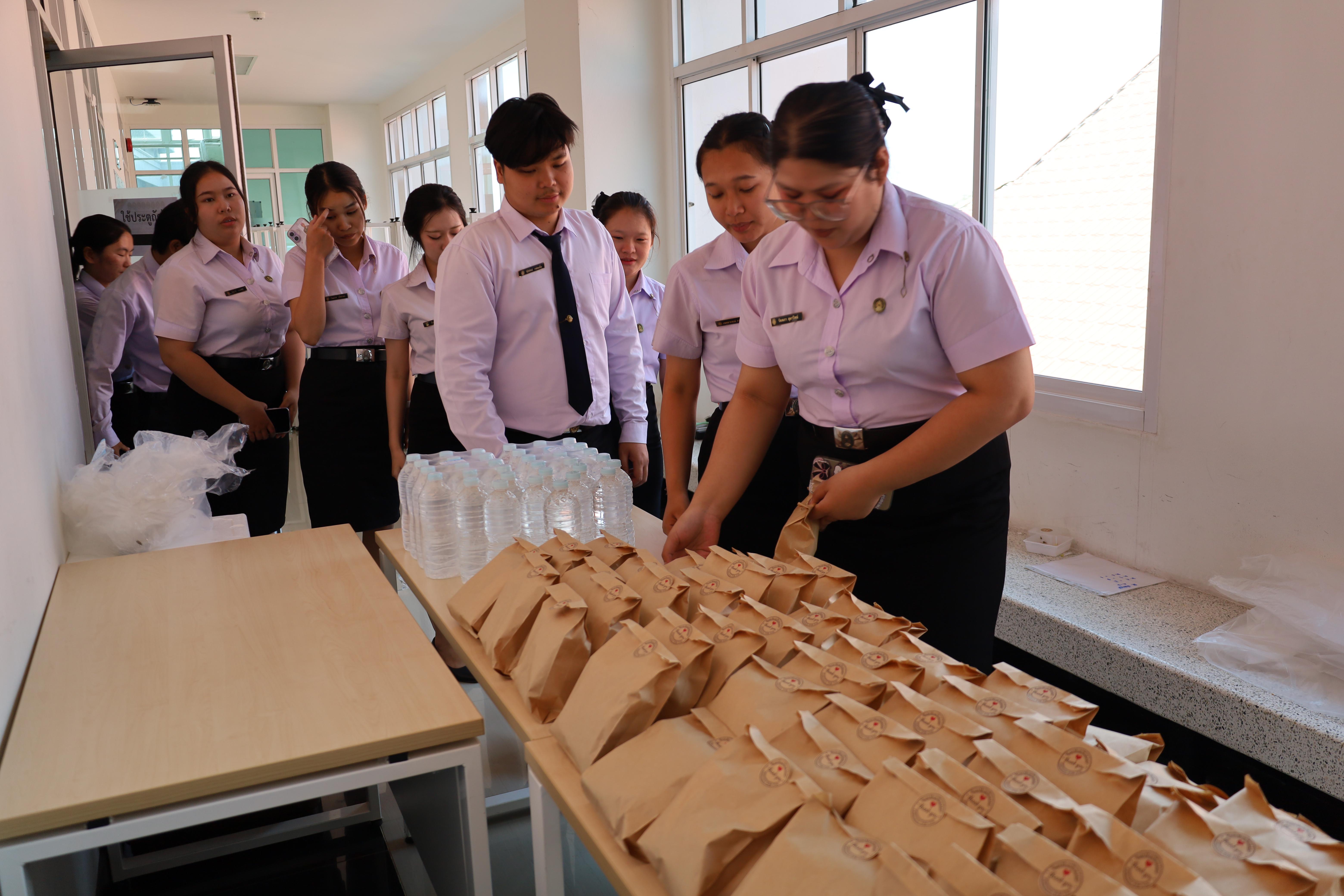 257. วันที่ 18 กุมภาพันธ์ 2569 โปรแกรมวิชาวิทยาศาสตร์ทั่วไป จัดสัมมนาโครงงานวิทยาศาสตร์ ประจำปี2569 ซึ่งได้รับเกียรติจาก ผศ.ดร.ประจบ ขวัญมั่น