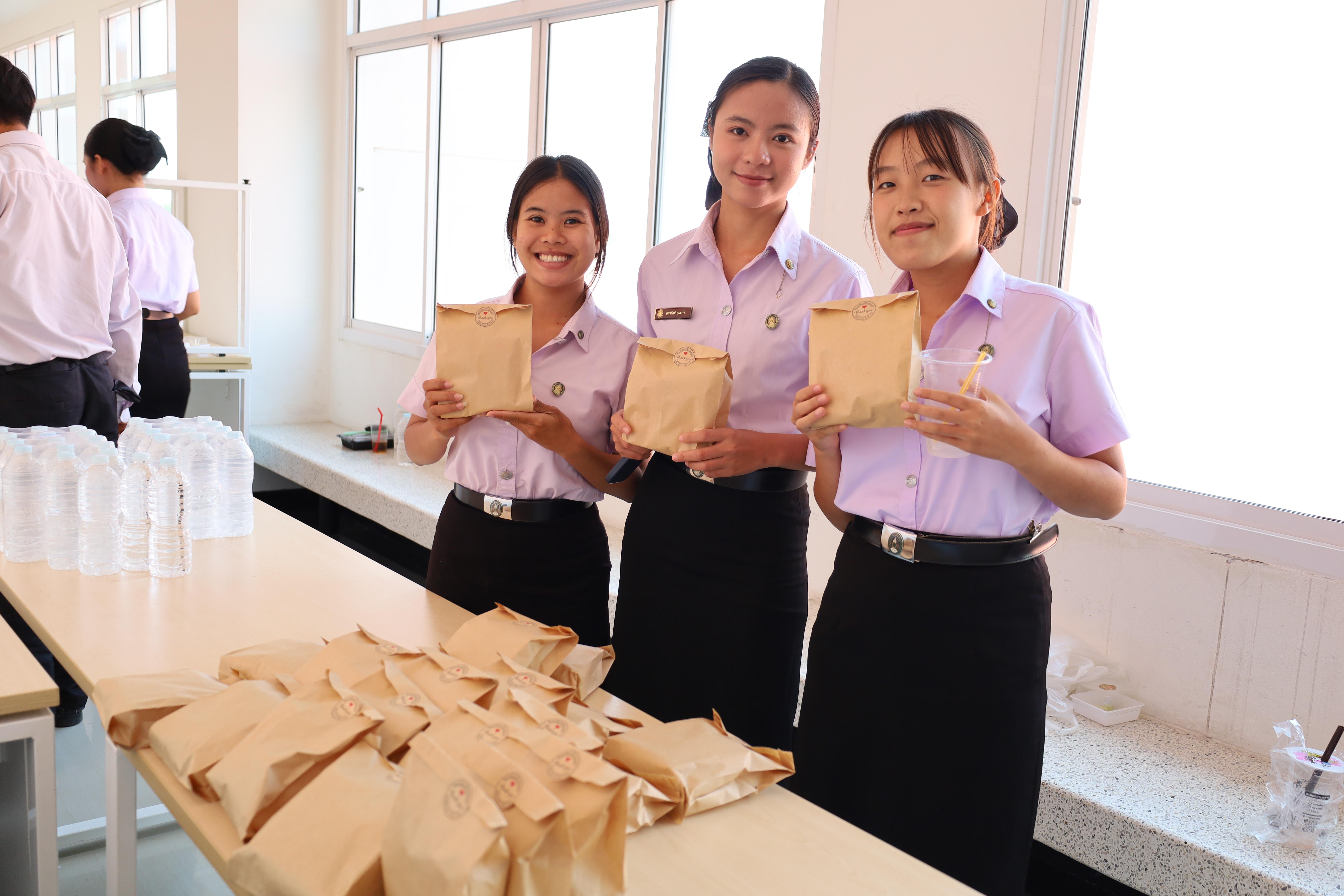 264. วันที่ 18 กุมภาพันธ์ 2569 โปรแกรมวิชาวิทยาศาสตร์ทั่วไป จัดสัมมนาโครงงานวิทยาศาสตร์ ประจำปี2569 ซึ่งได้รับเกียรติจาก ผศ.ดร.ประจบ ขวัญมั่น