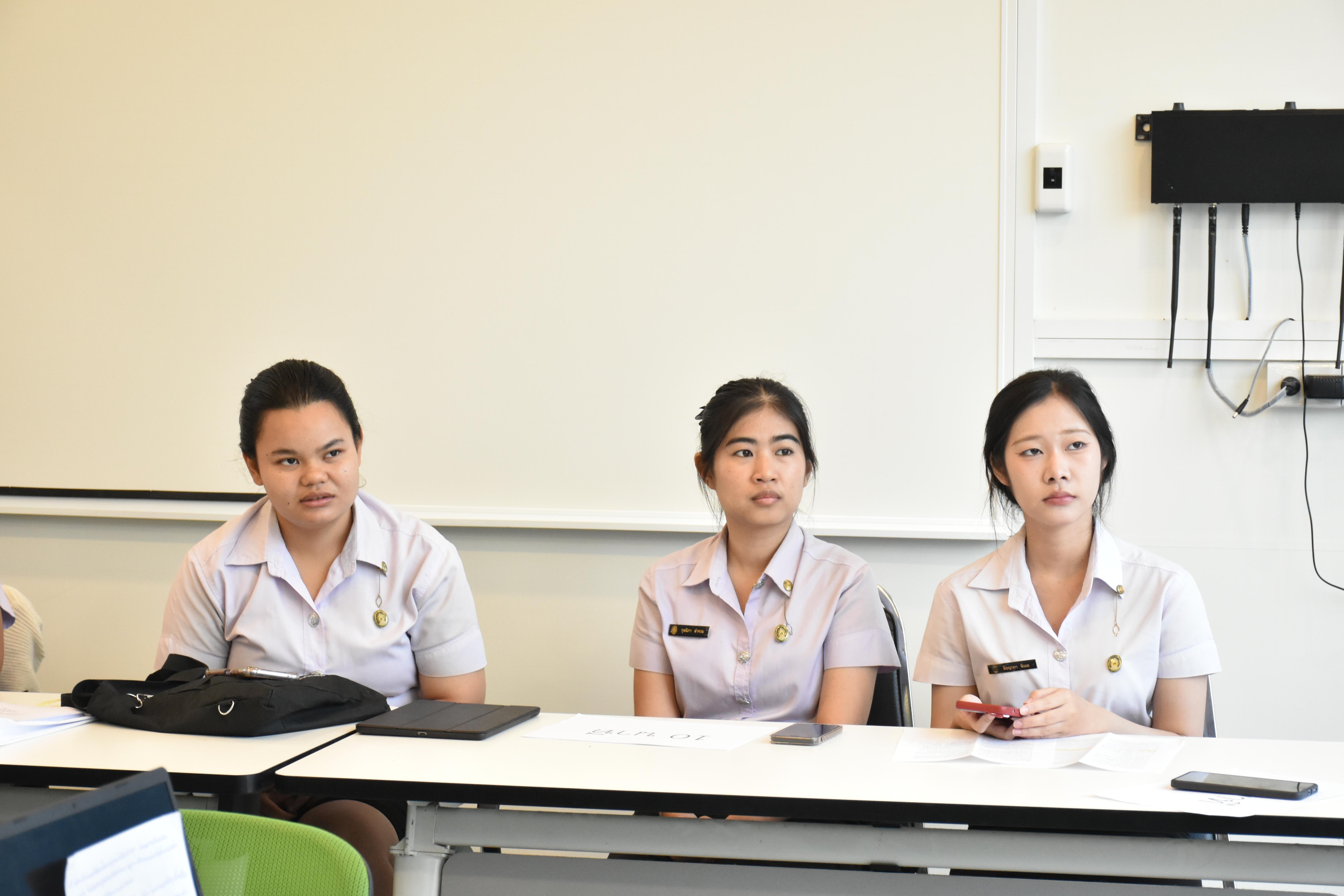 วันที่ 9 มีนาคม 2569 นักศึกษาโปรแกรมวิทยาศาสตร์ทั่วไปชั้นปีที่ 3 ได้นำเสนอผลงานวิจัย โดยมีผศ.วิไลลักษณ์ สวนมะลิ ดร.เกษฏา สาลา ผศ.สุวิชญา บัวชาติ เป็นผู้ทรงคุณวุฒิ