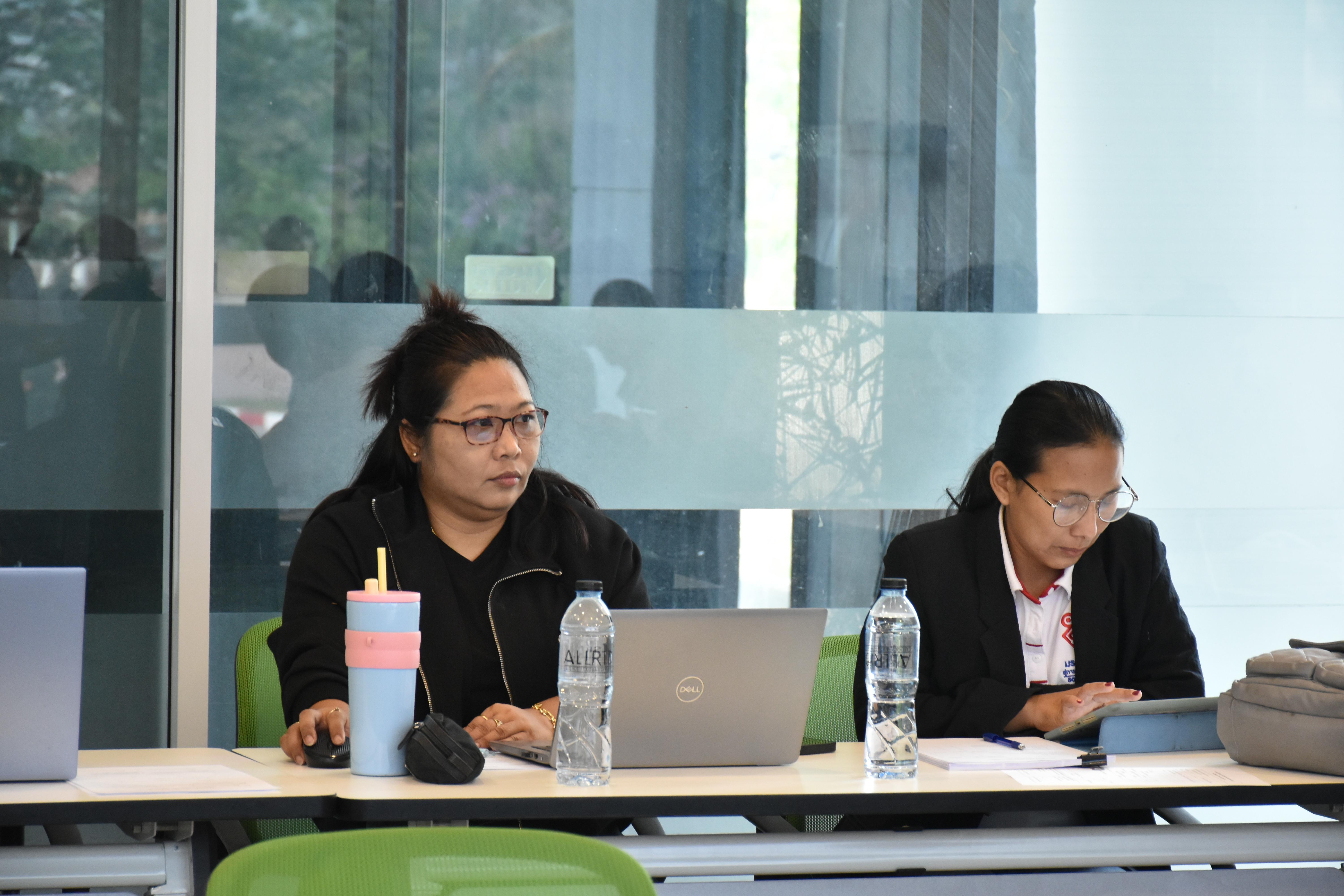 21. วันที่ 9 มีนาคม 2569 นักศึกษาโปรแกรมวิทยาศาสตร์ทั่วไปชั้นปีที่ 3 ได้นำเสนอผลงานวิจัย โดยมีผศ.วิไลลักษณ์ สวนมะลิ ดร.เกษฏา สาลา ผศ.สุวิชญา บัวชาติ เป็นผู้ทรงคุณวุฒิ