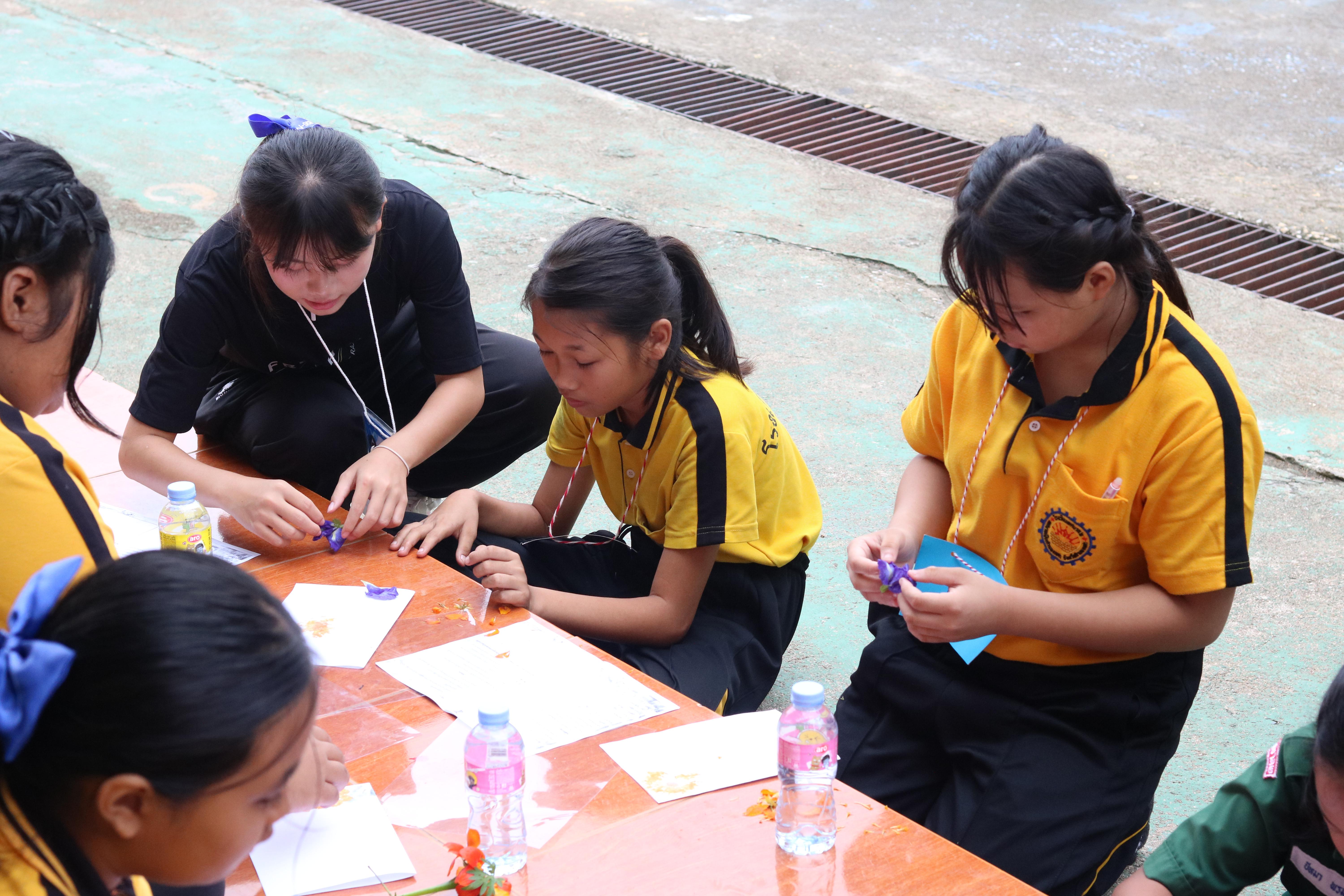36. วันที่ 15 กรกฎาคม 2569 โปรแกรมวิชาวิทยาศาสตร์ทั่วไป ได้จัดค่ายบูรณาการพันธกิจระดับหลักสูตรเพื่อพัฒนาทักษะในศตวรรษที่ 21 ณ โรงเรียนเทศบาล 2 (วัดทุ่งสวน)