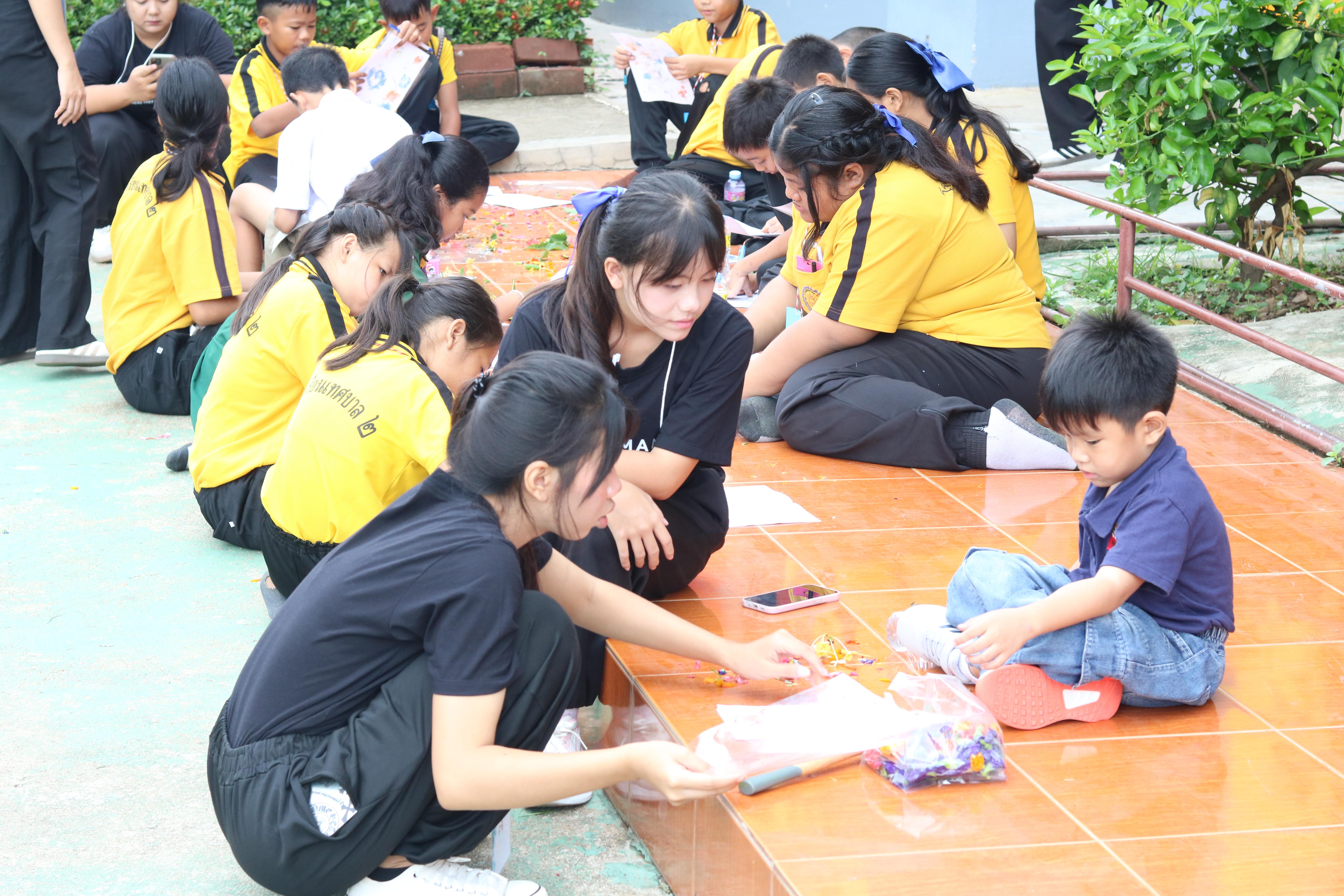 54. วันที่ 15 กรกฎาคม 2569 โปรแกรมวิชาวิทยาศาสตร์ทั่วไป ได้จัดค่ายบูรณาการพันธกิจระดับหลักสูตรเพื่อพัฒนาทักษะในศตวรรษที่ 21 ณ โรงเรียนเทศบาล 2 (วัดทุ่งสวน)
