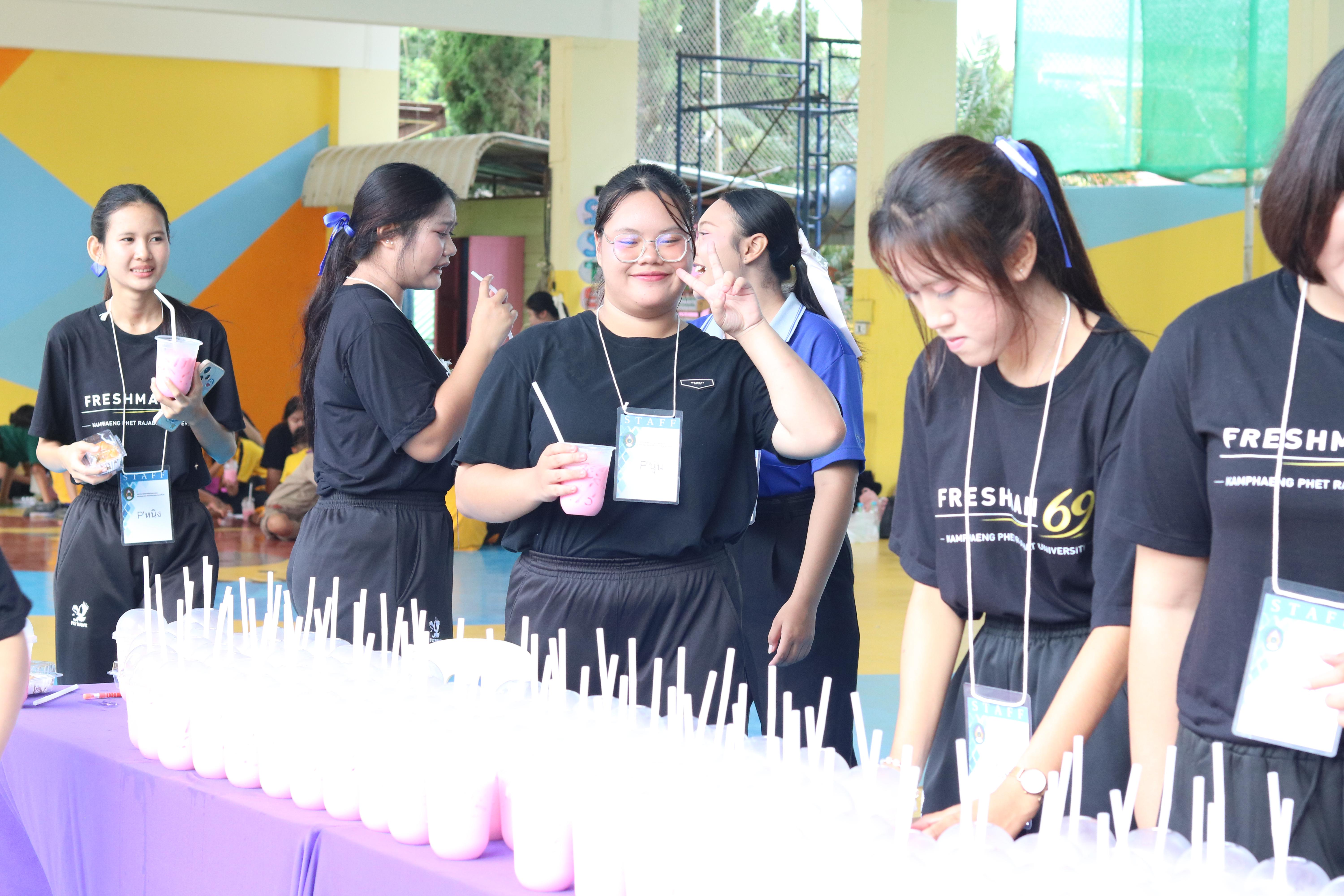 98. วันที่ 15 กรกฎาคม 2569 โปรแกรมวิชาวิทยาศาสตร์ทั่วไป ได้จัดค่ายบูรณาการพันธกิจระดับหลักสูตรเพื่อพัฒนาทักษะในศตวรรษที่ 21 ณ โรงเรียนเทศบาล 2 (วัดทุ่งสวน)