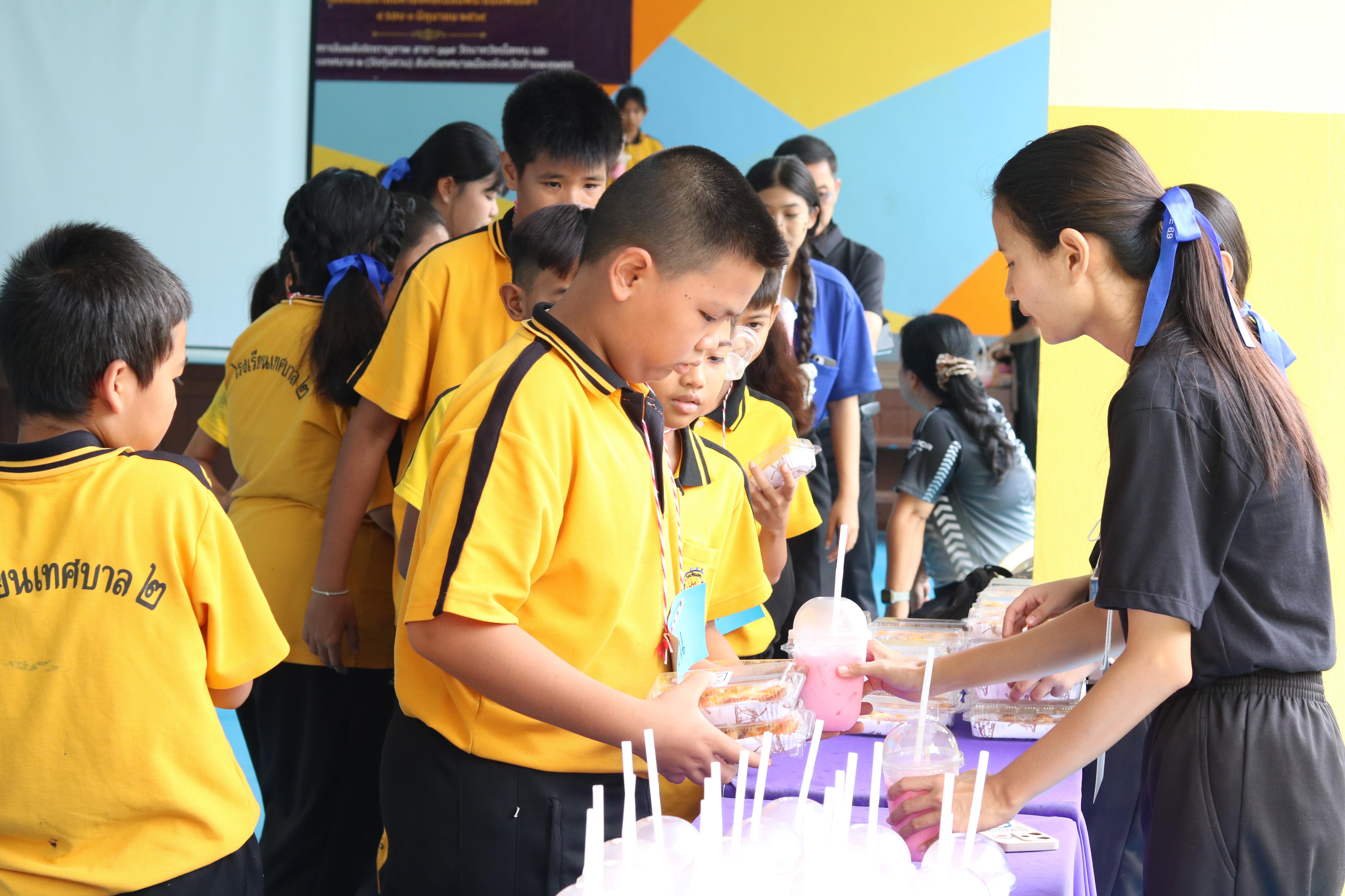 104. วันที่ 15 กรกฎาคม 2569 โปรแกรมวิชาวิทยาศาสตร์ทั่วไป ได้จัดค่ายบูรณาการพันธกิจระดับหลักสูตรเพื่อพัฒนาทักษะในศตวรรษที่ 21 ณ โรงเรียนเทศบาล 2 (วัดทุ่งสวน)