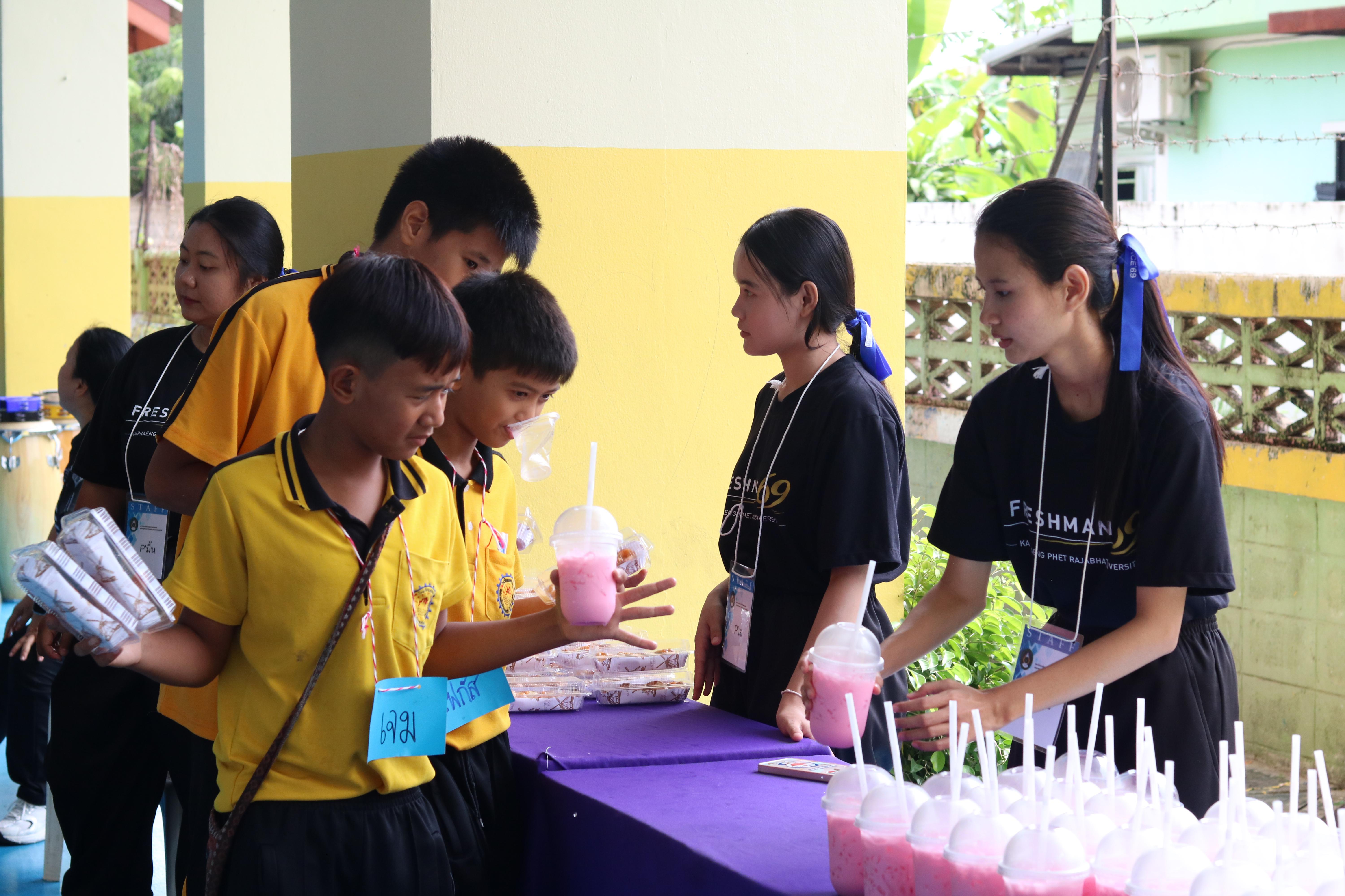 106. วันที่ 15 กรกฎาคม 2569 โปรแกรมวิชาวิทยาศาสตร์ทั่วไป ได้จัดค่ายบูรณาการพันธกิจระดับหลักสูตรเพื่อพัฒนาทักษะในศตวรรษที่ 21 ณ โรงเรียนเทศบาล 2 (วัดทุ่งสวน)