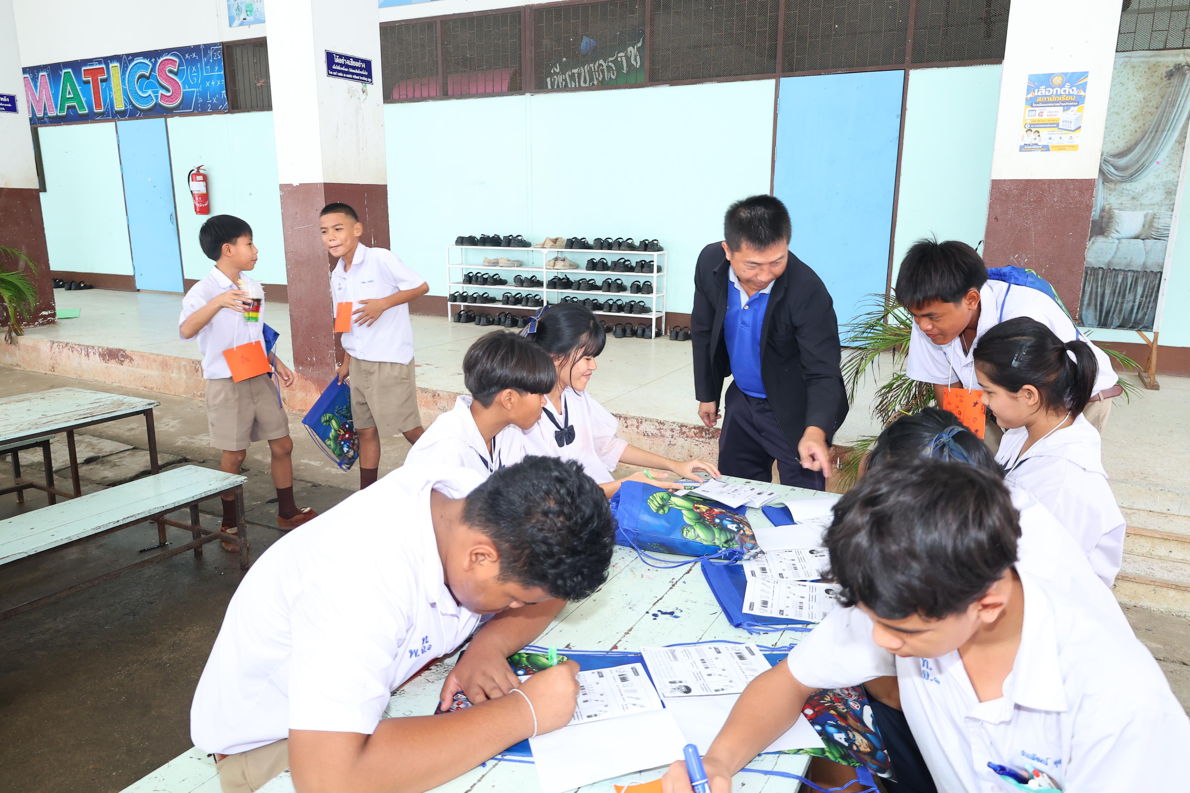 102. วันที่ 24 สิงหาคม 2569 โปรแกรมวิชาวิทยาศาสตร์ทั่วไป ได้จัดกิจกรรมค่ายสเต็มศึกษา ณ โรงเรียนเทศบาลบ้านปากทาง จังหวัดพิจิตร