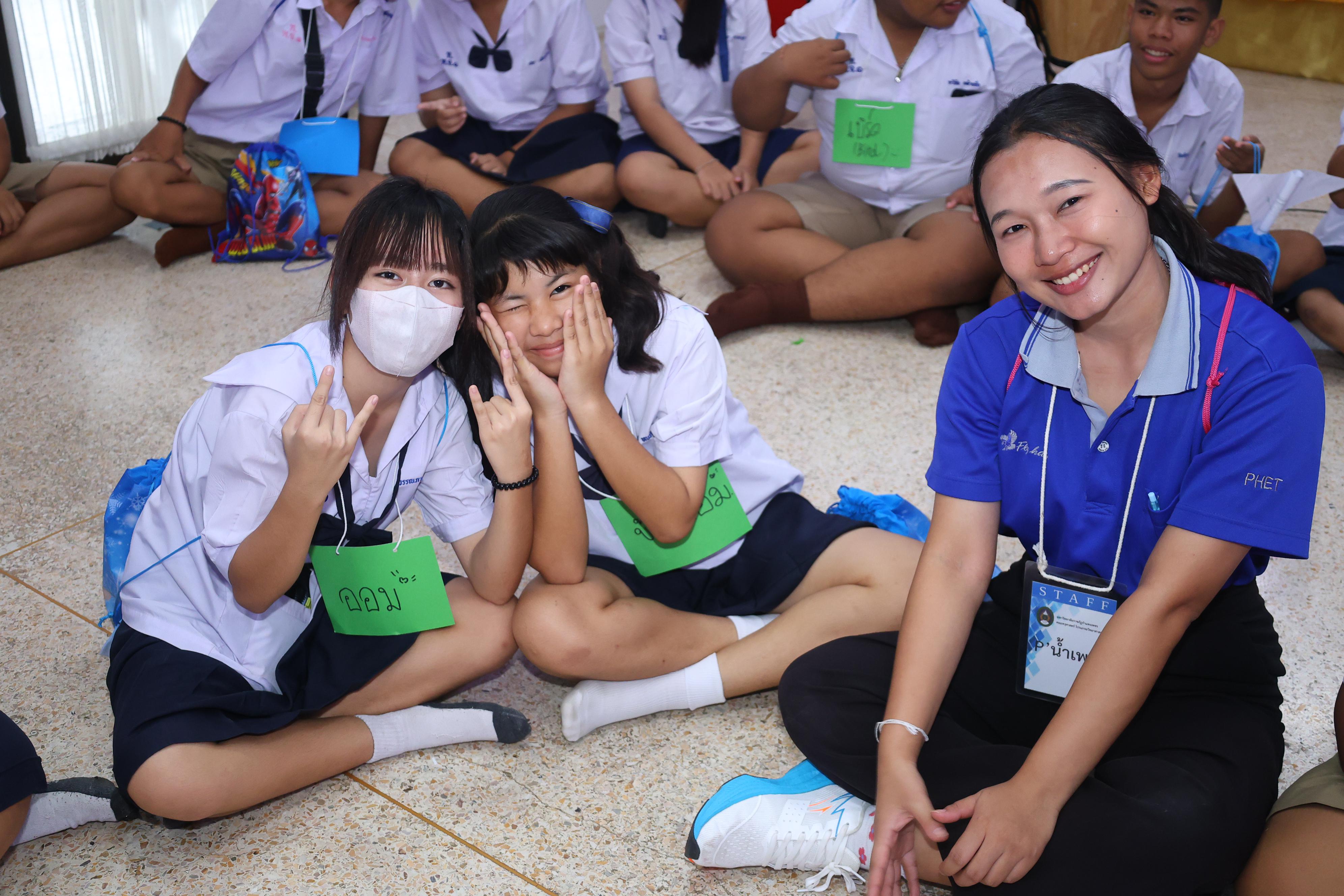 165. วันที่ 24 สิงหาคม 2569 โปรแกรมวิชาวิทยาศาสตร์ทั่วไป ได้จัดกิจกรรมค่ายสเต็มศึกษา ณ โรงเรียนเทศบาลบ้านปากทาง จังหวัดพิจิตร