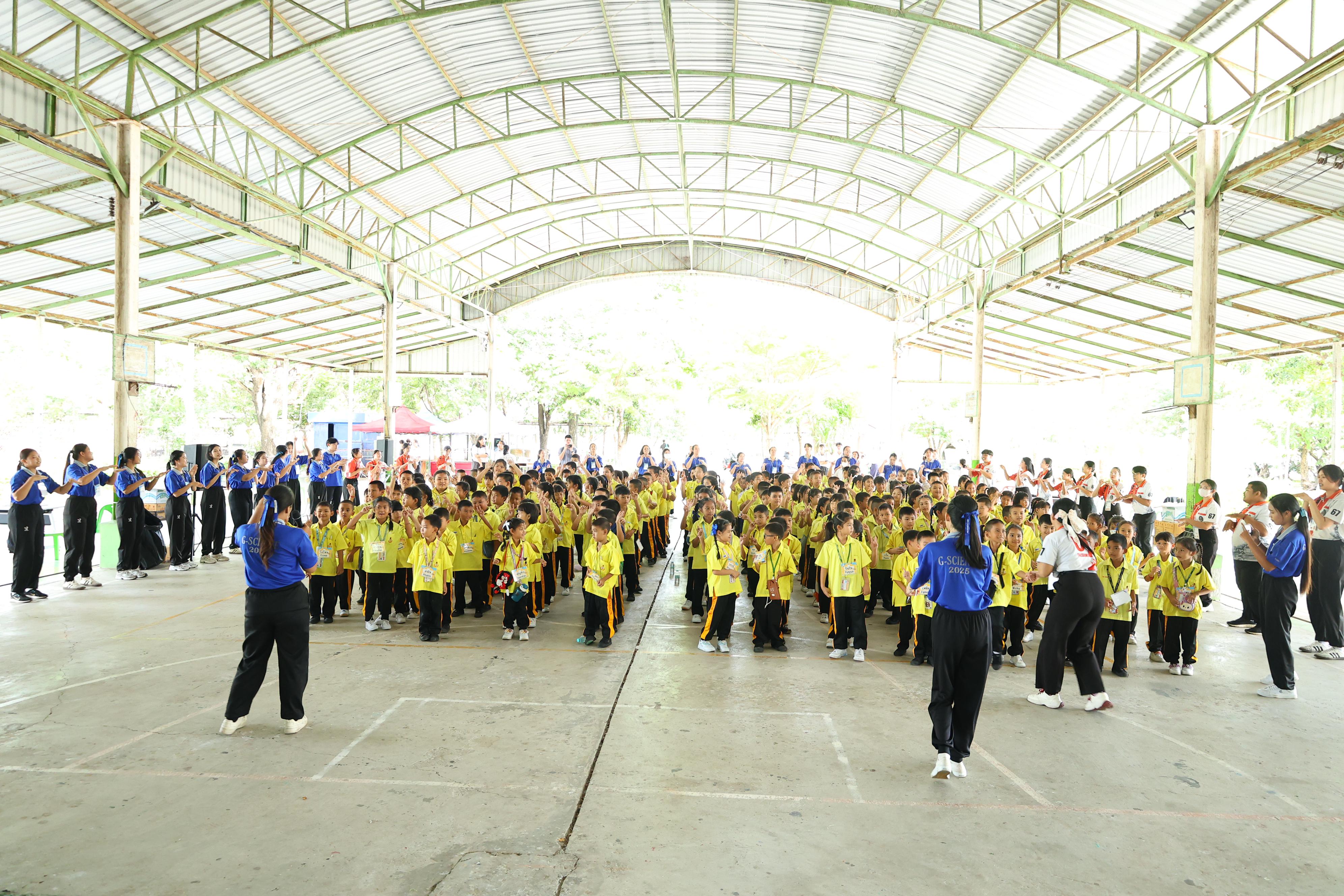 3. วันที่ 27-28 สิงหาคม 2569 โปรแกรมวิชาวิทยาศาสตร์ทั่วไปได้จัดค่ายสเต็มศึกษา ณ โรงเรียนศรีวรลักษณ์ อ.ขาณุวรลักษบุรี จ.กำแพงเพชร