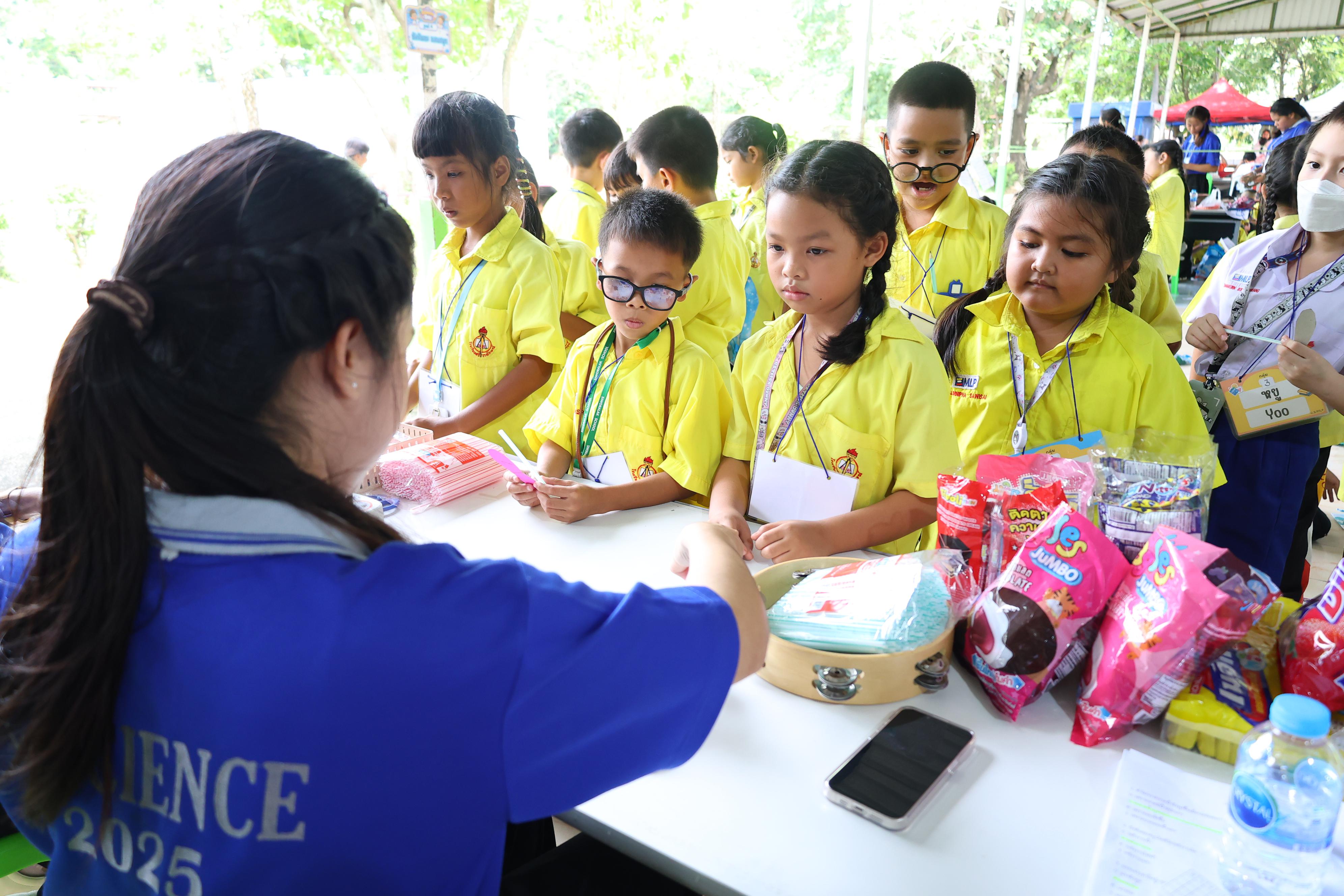 74. วันที่ 27-28 สิงหาคม 2569 โปรแกรมวิชาวิทยาศาสตร์ทั่วไปได้จัดค่ายสเต็มศึกษา ณ โรงเรียนศรีวรลักษณ์ อ.ขาณุวรลักษบุรี จ.กำแพงเพชร