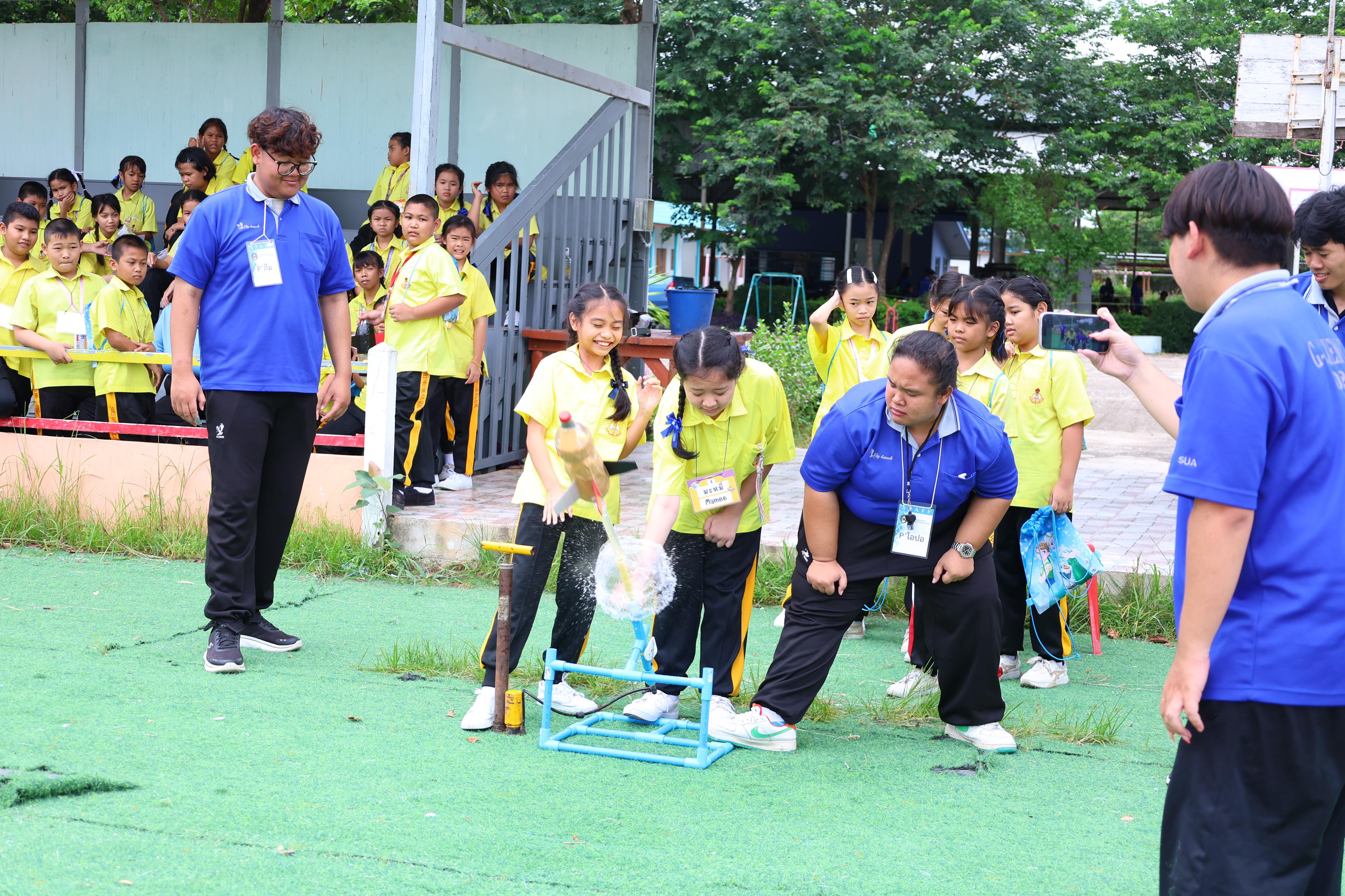 319. วันที่ 27-28 สิงหาคม 2569 โปรแกรมวิชาวิทยาศาสตร์ทั่วไปได้จัดค่ายสเต็มศึกษา ณ โรงเรียนศรีวรลักษณ์ อ.ขาณุวรลักษบุรี จ.กำแพงเพชร