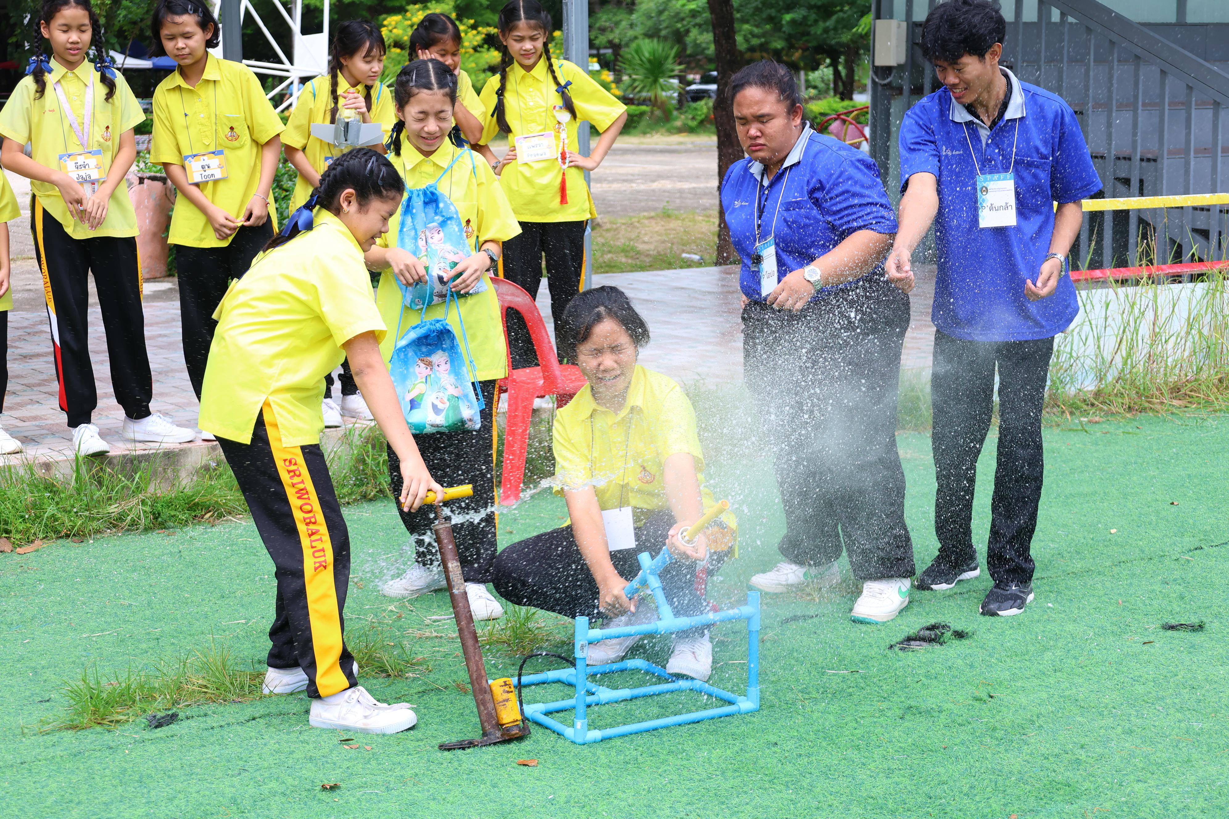 325. วันที่ 27-28 สิงหาคม 2569 โปรแกรมวิชาวิทยาศาสตร์ทั่วไปได้จัดค่ายสเต็มศึกษา ณ โรงเรียนศรีวรลักษณ์ อ.ขาณุวรลักษบุรี จ.กำแพงเพชร