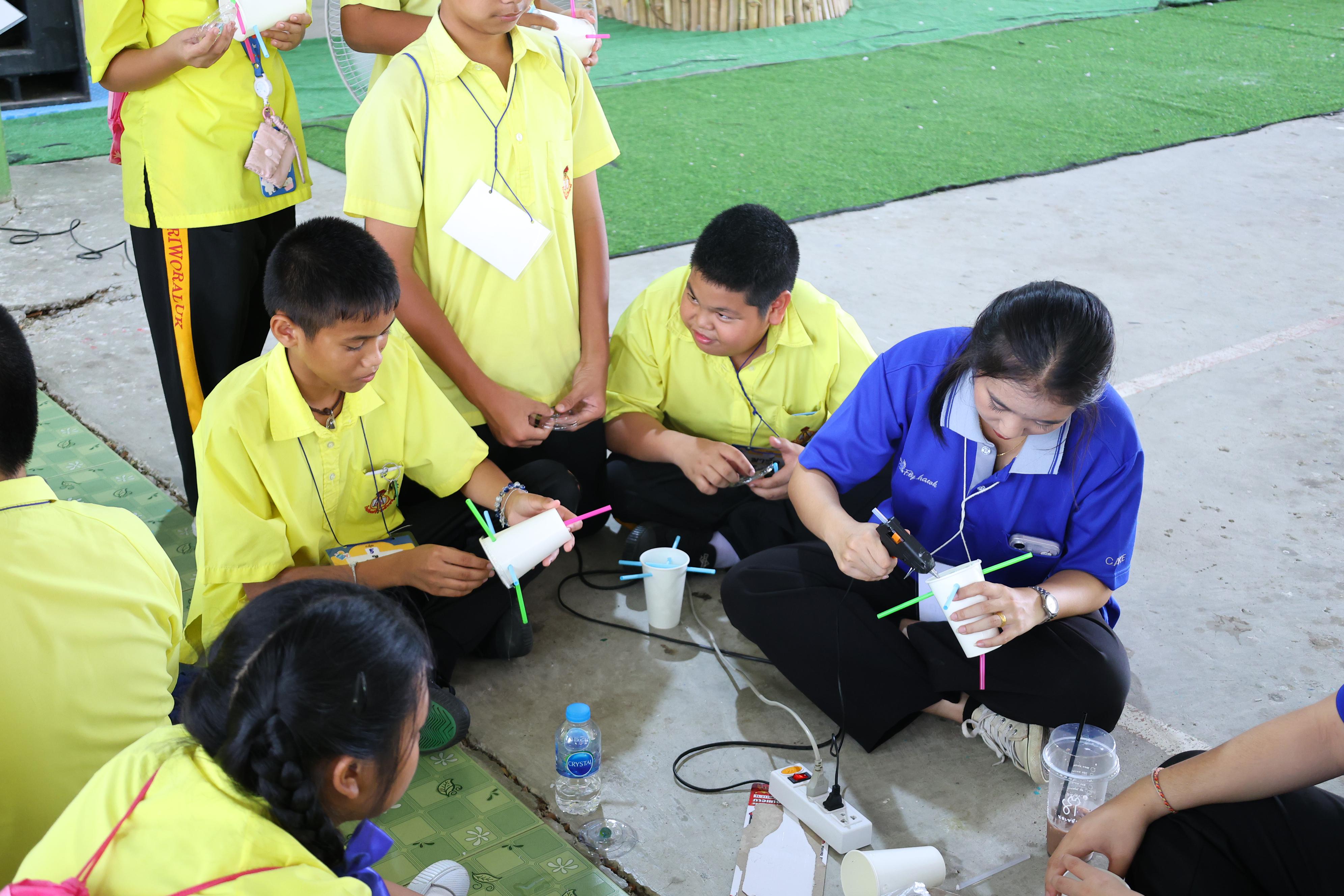 349. วันที่ 27-28 สิงหาคม 2569 โปรแกรมวิชาวิทยาศาสตร์ทั่วไปได้จัดค่ายสเต็มศึกษา ณ โรงเรียนศรีวรลักษณ์ อ.ขาณุวรลักษบุรี จ.กำแพงเพชร