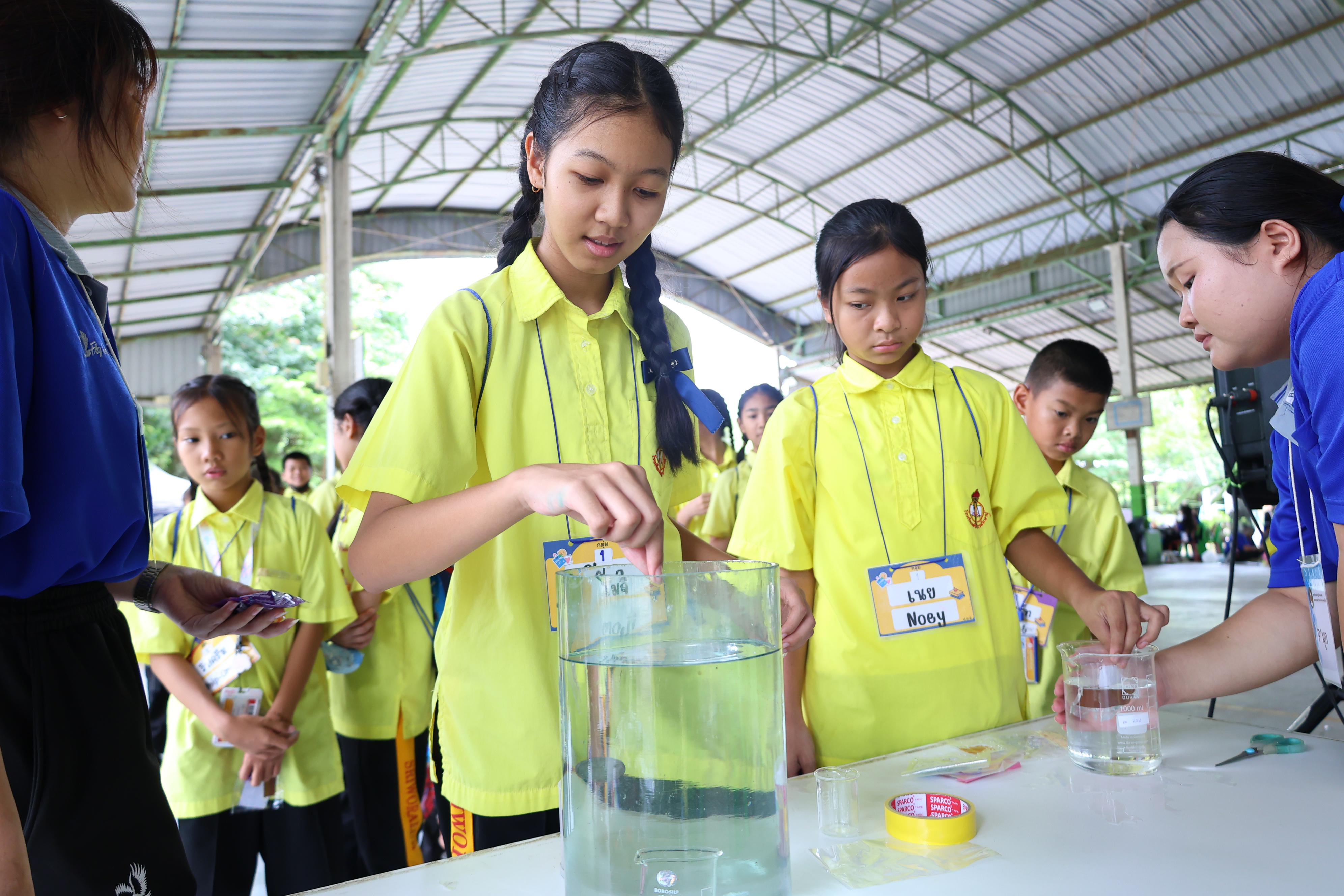 359. วันที่ 27-28 สิงหาคม 2569 โปรแกรมวิชาวิทยาศาสตร์ทั่วไปได้จัดค่ายสเต็มศึกษา ณ โรงเรียนศรีวรลักษณ์ อ.ขาณุวรลักษบุรี จ.กำแพงเพชร