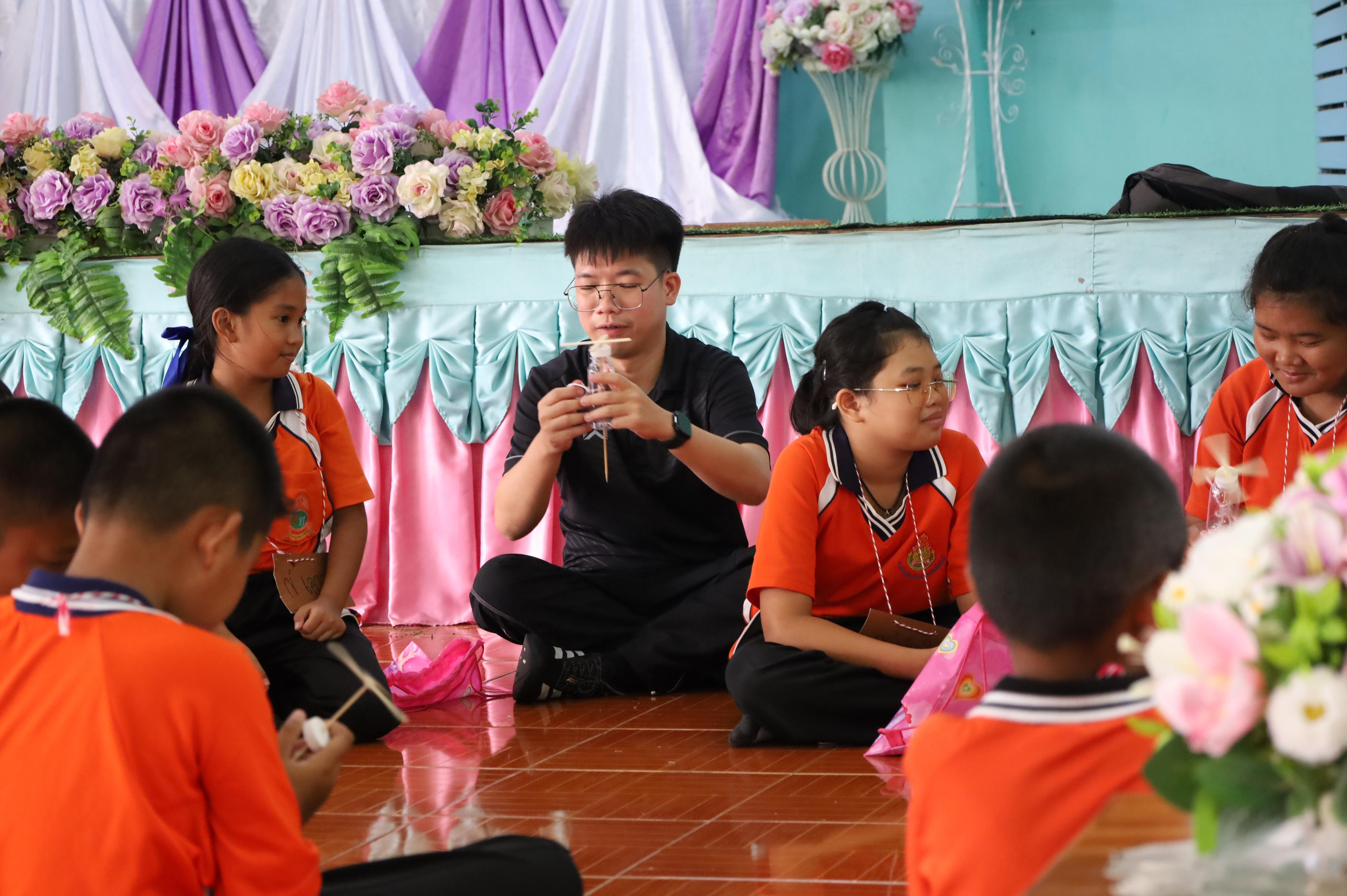 111. วันที่ 29 สิงหาคม 2569 โปรแกรมวิชาวิทยาศาสตร์ทั่วไป คณะครุศาสตร์ มหาวิทยาลัยราชภักกำแพงเพชร จัดค่าย STEM ให้กับน้องๆ โรงเรียนชุมชนบ้านคณฑี อ.เมือง จ.กำแพงเพชร
