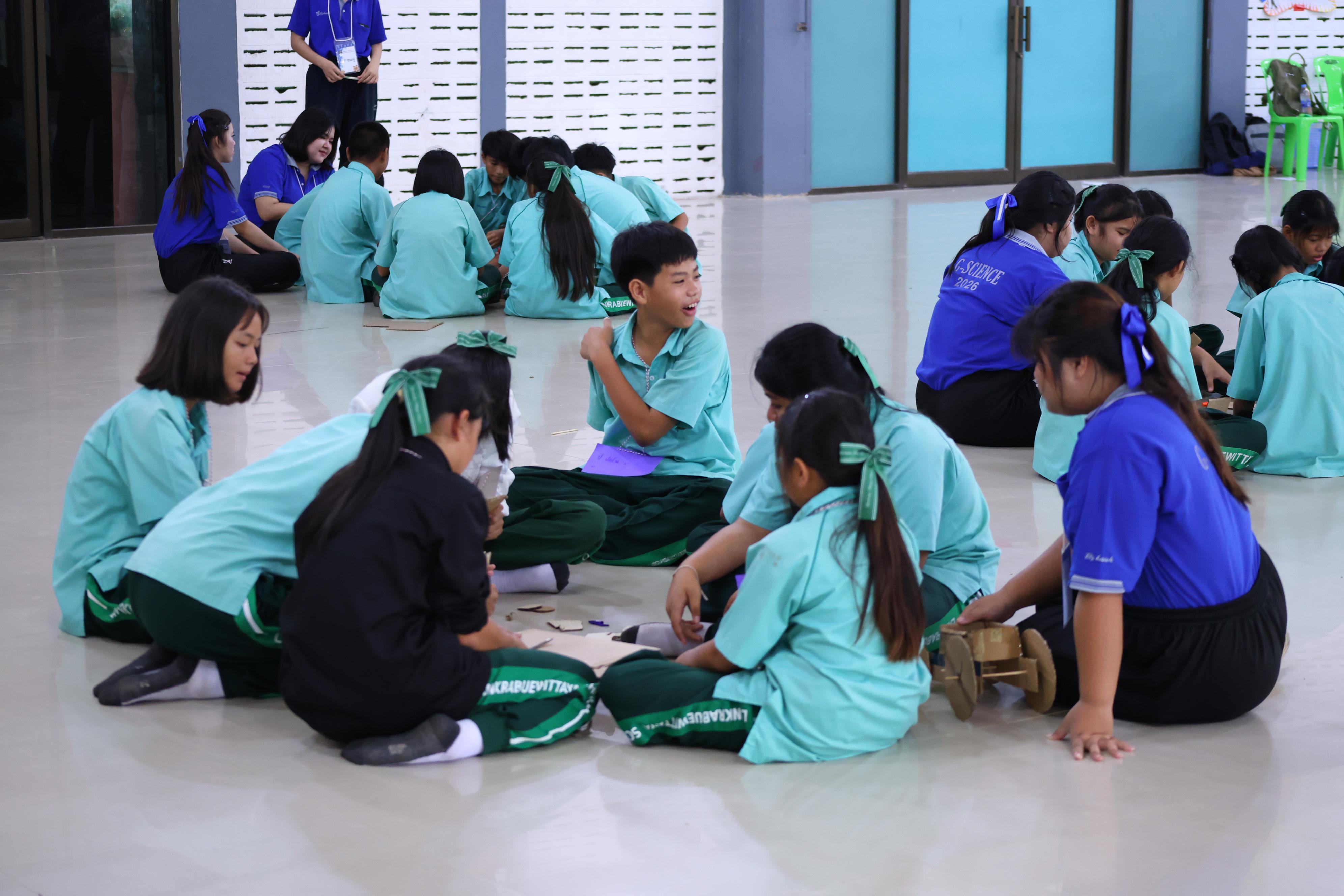 130. วันที่ 10 กันยายน 2569 โปรแกรมวิชาวิทยาศาสตร์ทั่วไป ได้จัดค่ายสเต็มศึกษา ณ โรงเรียนลานกระบือวิทยา