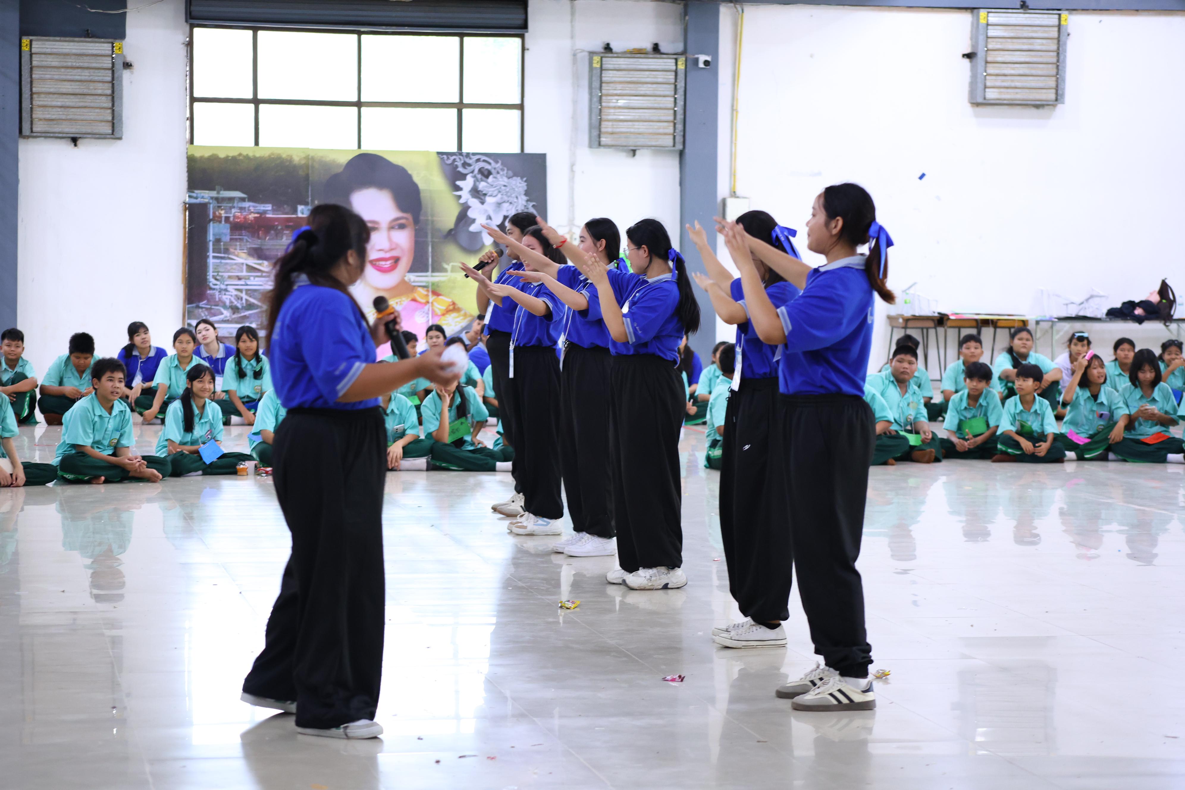 259. วันที่ 10 กันยายน 2569 โปรแกรมวิชาวิทยาศาสตร์ทั่วไป ได้จัดค่ายสเต็มศึกษา ณ โรงเรียนลานกระบือวิทยา