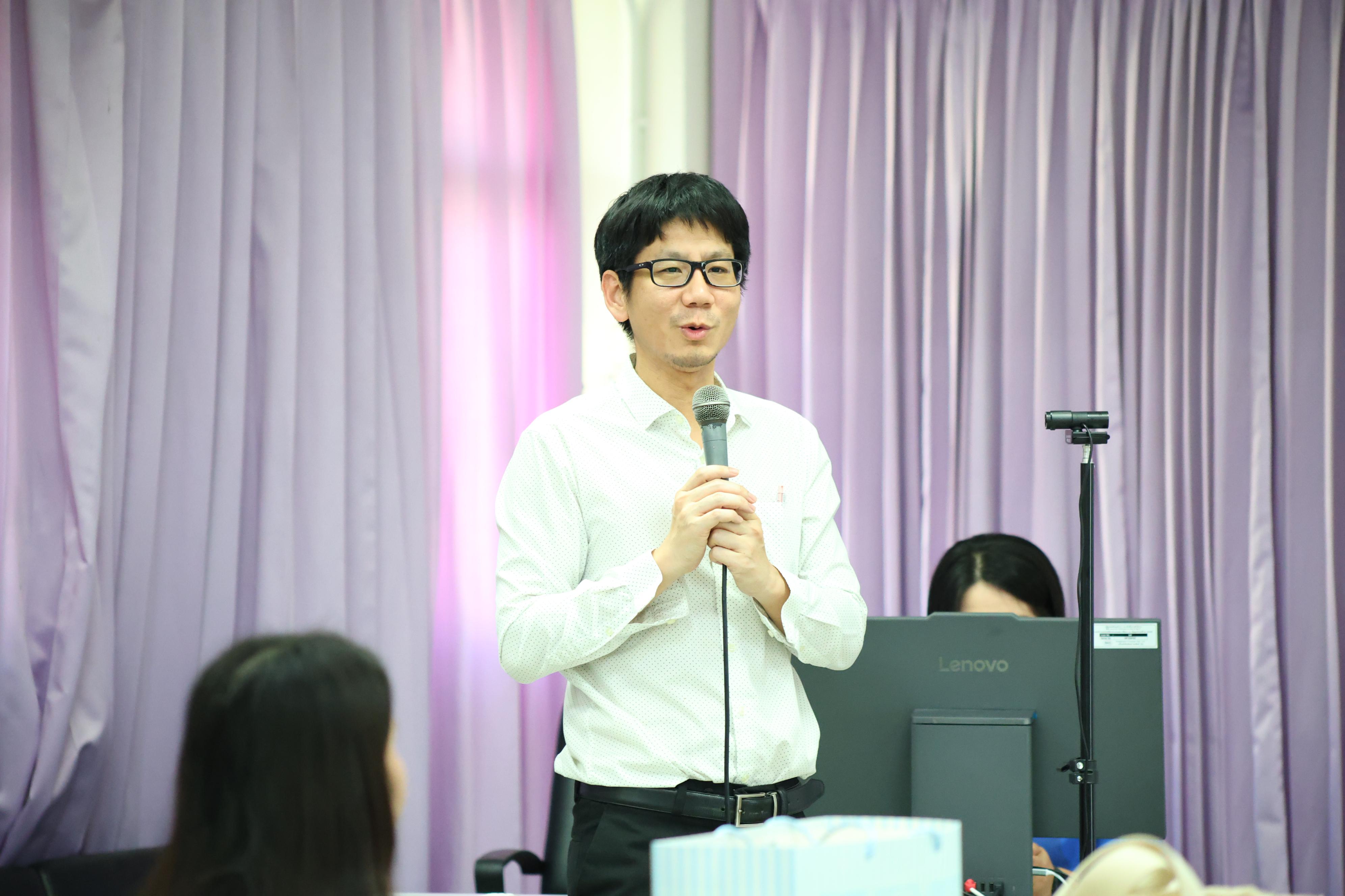 9. วันจันทร์ที่ 19 ตุลาคม 2569 โปรแกรมวิทยาศาสตร์ทั่วไป เข้าศึกษาดูงานด้านการบริหารจัดการความปลอดภัยในห้องปฏิบัติการ สถานบริการวิชาการด้านวิทยาศาสตร์การแพทย์ คณะวิทยาศาสตร์การแพทย์ มหาวิทยาลัยนเรศวร