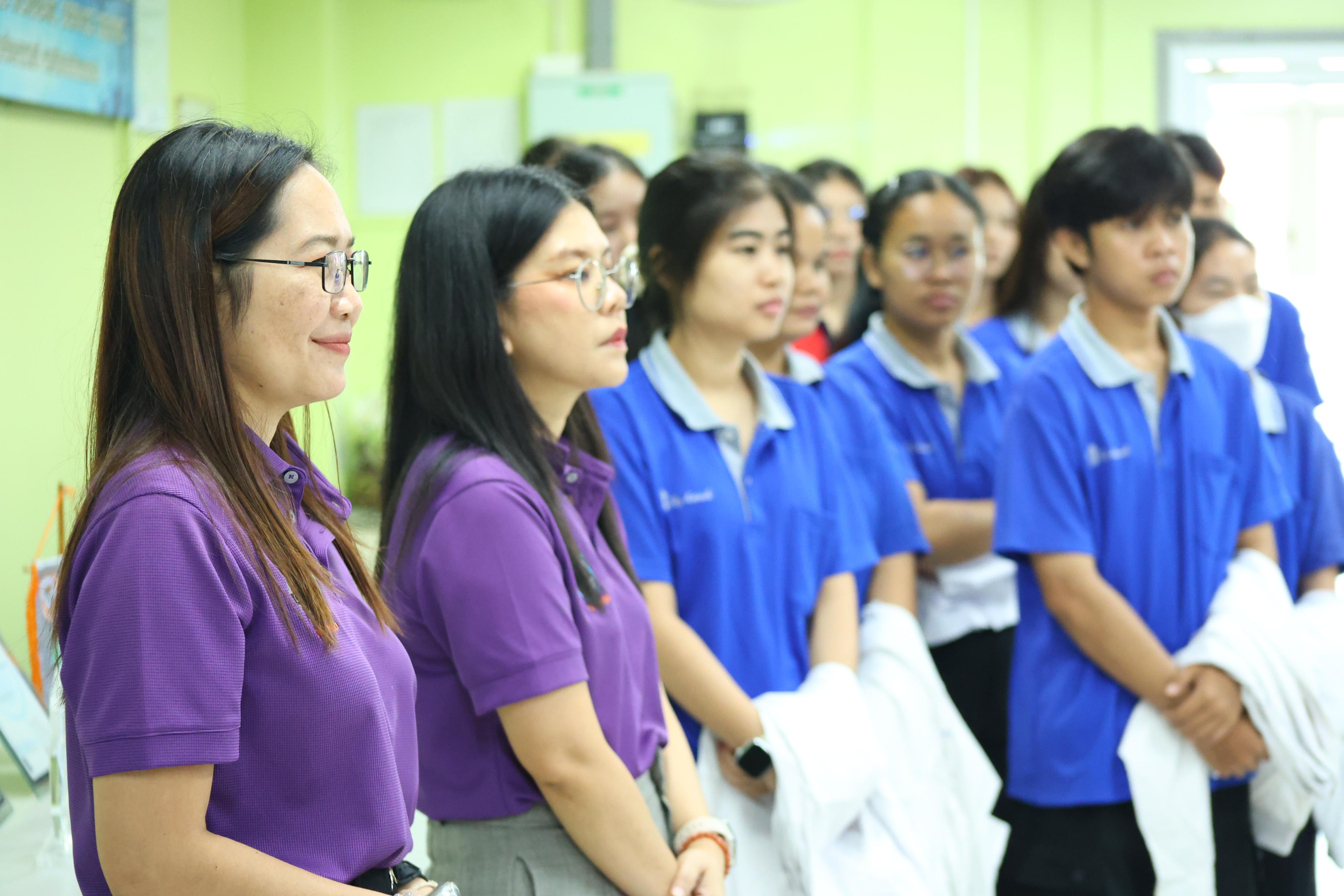 33. วันจันทร์ที่ 19 ตุลาคม 2569 โปรแกรมวิทยาศาสตร์ทั่วไป เข้าศึกษาดูงานด้านการบริหารจัดการความปลอดภัยในห้องปฏิบัติการ สถานบริการวิชาการด้านวิทยาศาสตร์การแพทย์ คณะวิทยาศาสตร์การแพทย์ มหาวิทยาลัยนเรศวร