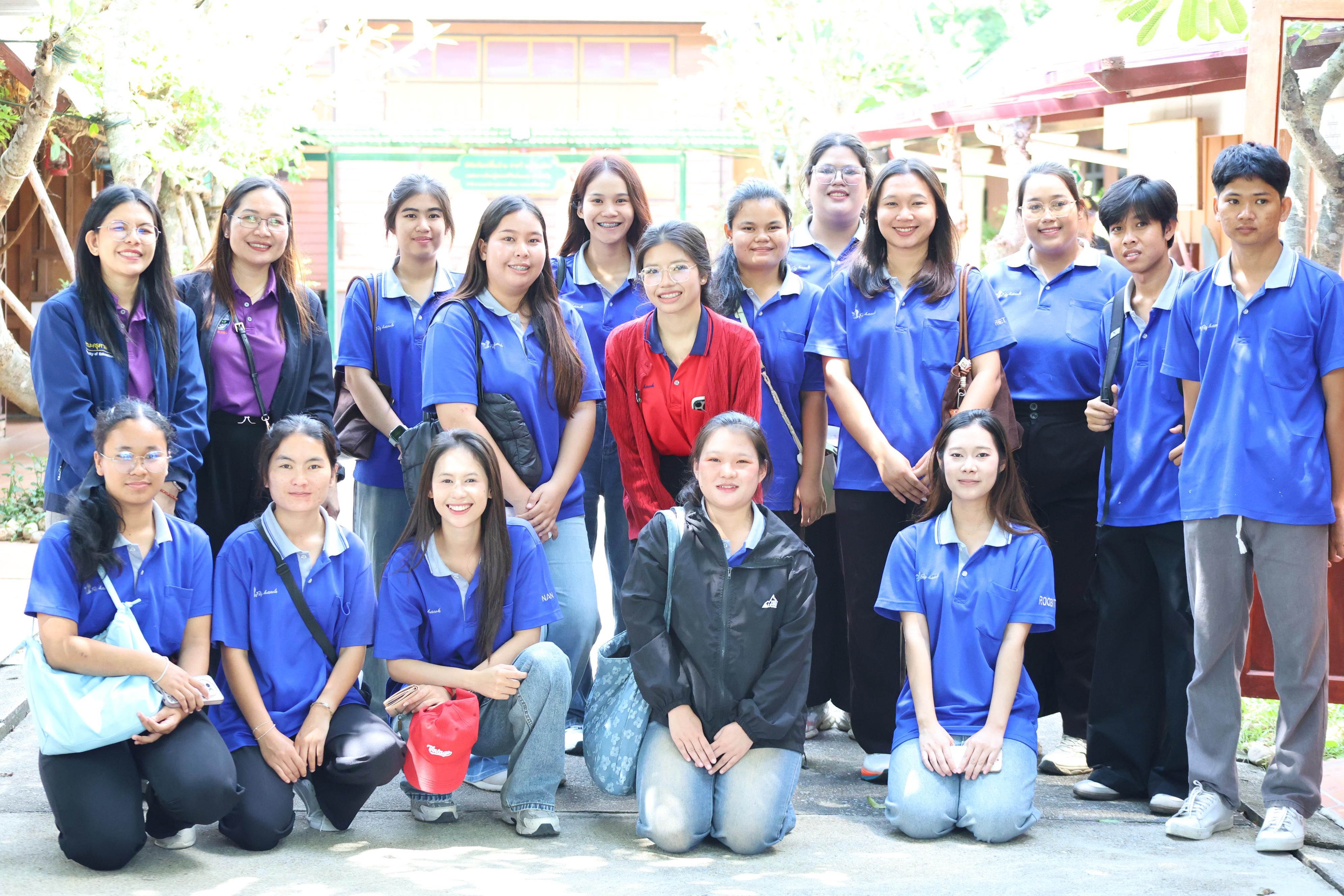 70. วันจันทร์ที่ 19 ตุลาคม 2569 โปรแกรมวิทยาศาสตร์ทั่วไป เข้าศึกษาดูงานด้านการบริหารจัดการความปลอดภัยในห้องปฏิบัติการ สถานบริการวิชาการด้านวิทยาศาสตร์การแพทย์ คณะวิทยาศาสตร์การแพทย์ มหาวิทยาลัยนเรศวร