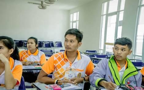 7. โครงการเตรียมความพร้อมก่อนเรียน “ ส่งเสริมทักษะการคิดคำนวณทางคณิตศาสตร์ ” วันที่ ๒ กรกฎาคม พ.ศ. ๒๕๖๐ ณ ห้องเรียน ๔๖๕๐๖  คณะครุศาสตร์ มหาวิทยาลัยราชภัฏกำแพงเพชร