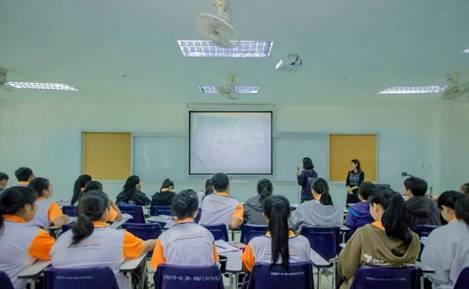 3. โครงการเตรียมความพร้อมก่อนเรียน “ ส่งเสริมทักษะการคิดคำนวณทางคณิตศาสตร์ ” วันที่ ๒ กรกฎาคม พ.ศ. ๒๕๖๐ ณ ห้องเรียน ๔๖๕๐๖  คณะครุศาสตร์ มหาวิทยาลัยราชภัฏกำแพงเพชร