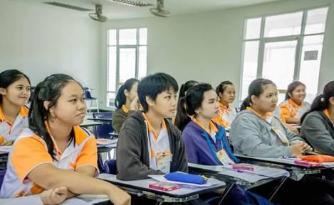 4. โครงการเตรียมความพร้อมก่อนเรียน “ ส่งเสริมทักษะการคิดคำนวณทางคณิตศาสตร์ ” วันที่ ๒ กรกฎาคม พ.ศ. ๒๕๖๐ ณ ห้องเรียน ๔๖๕๐๖  คณะครุศาสตร์ มหาวิทยาลัยราชภัฏกำแพงเพชร