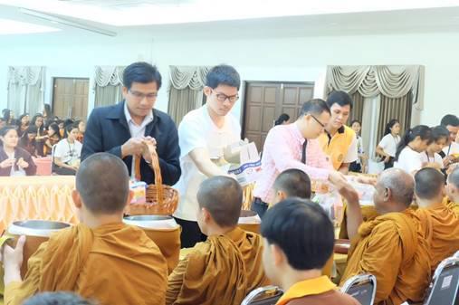 2. กิจกรรม เตรียมความพร้อมสู่อ้อมกอดสังคมศึกษา วันที่ ๒๒ กรกฎาคม พ.ศ. ๒๕๖๑ ณ ห้องประชุมคุรุร่มสัก ๑ คณะครุศาสตร์ มหาวิทยาลัยราชภัฏกำแพงเพชร