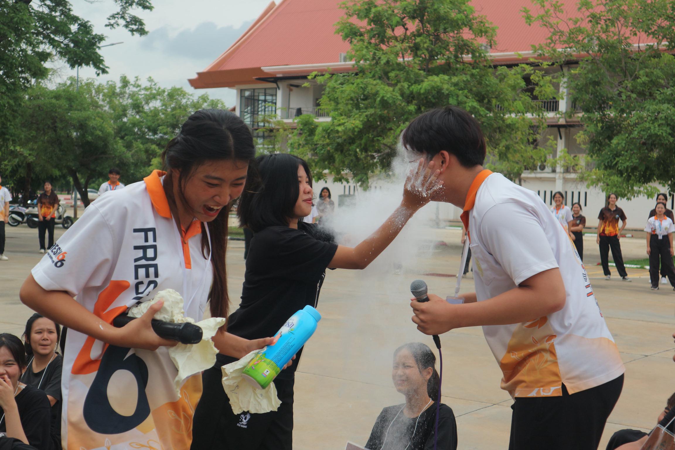 53. วันที่ 30 กรกฎาคม 2567 โปรแกรมวิชาสังคมศึกษา คณะครุศาสตร์ จัดกิจกรรมเฉลยสายรหัส และสันทนาการ ให้กับนักศึกษาชั้นปีที่ 1 